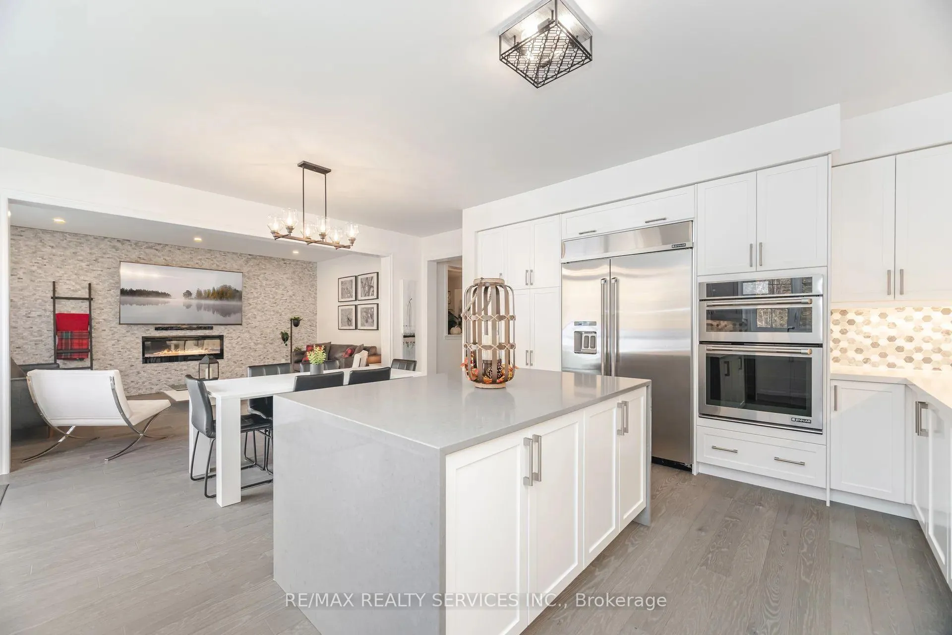 Photo 17 of 112 Newhouse Boulevard, Caledon, Rural Caledon — HOMEH