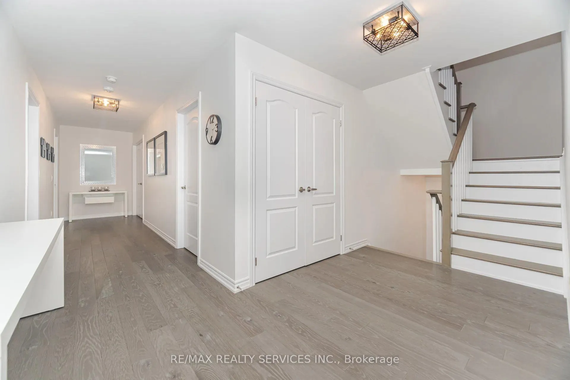 Photo 21 of 112 Newhouse Boulevard, Caledon, Rural Caledon — HOMEH