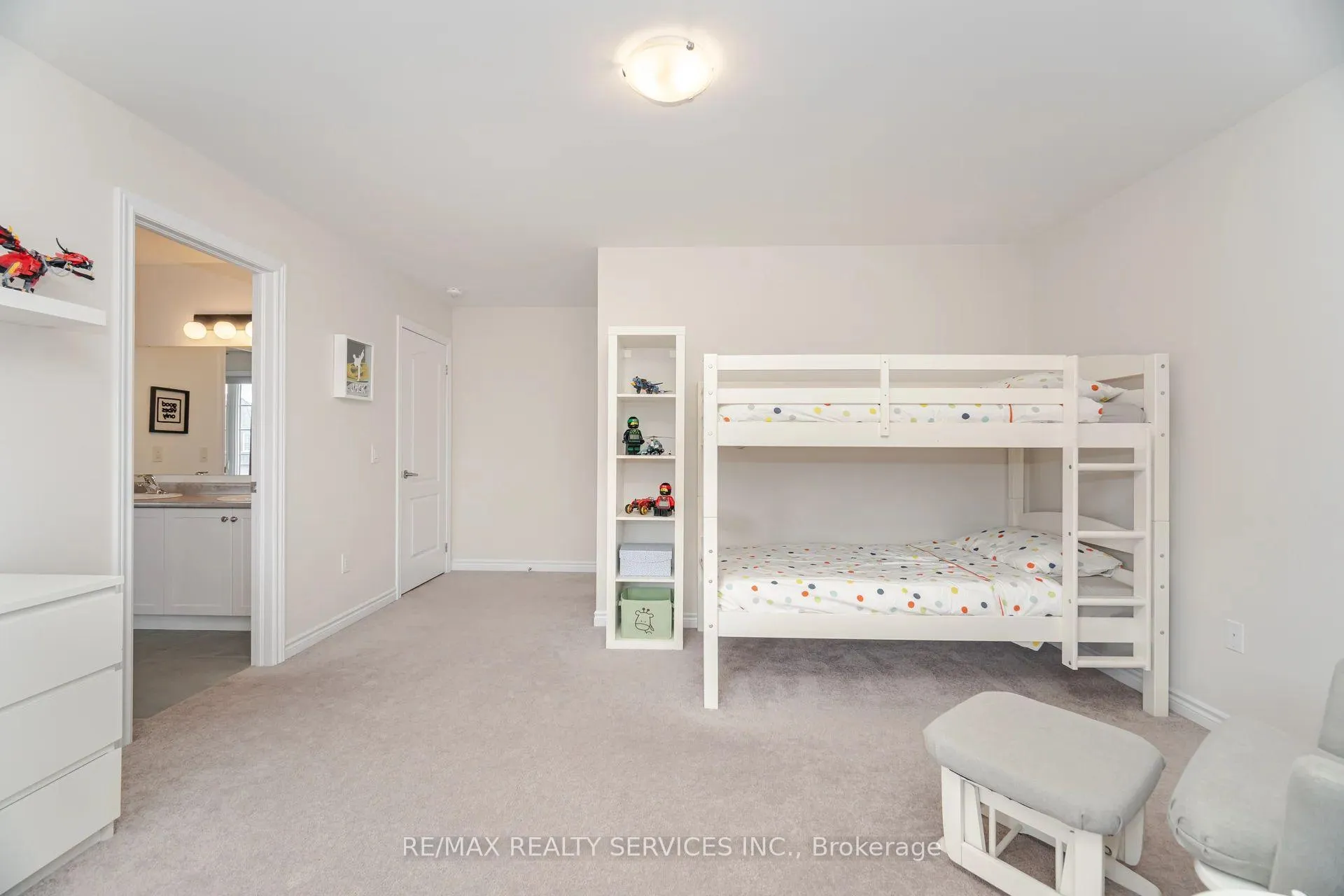 Photo 34 of 112 Newhouse Boulevard, Caledon, Rural Caledon — HOMEH