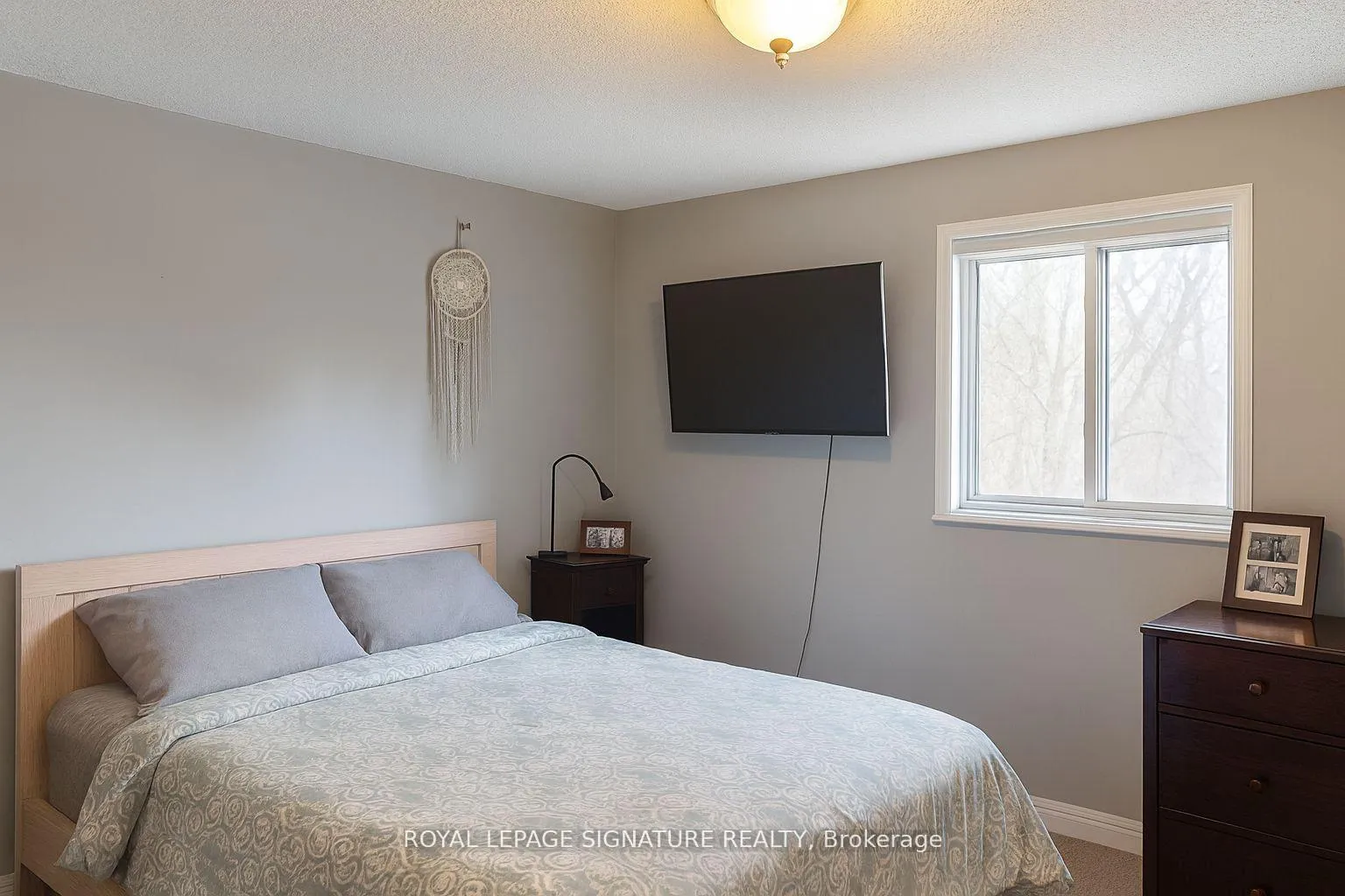 Photo 5 of 44 Parker Crescent, Ajax, South East — HOMEH