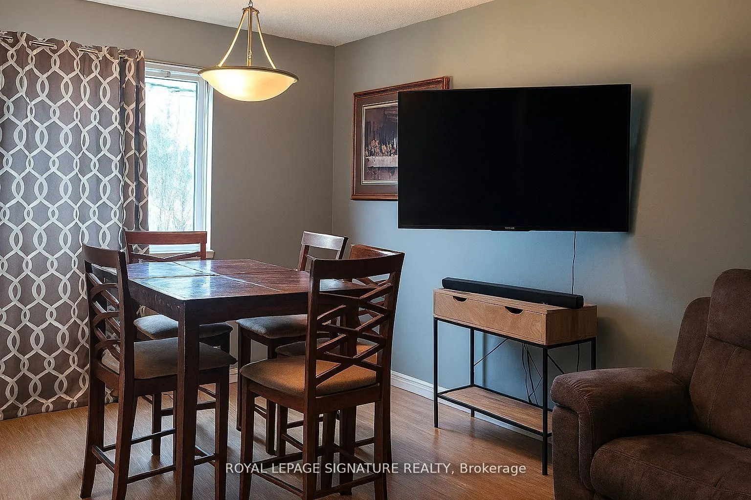 Photo 6 of 44 Parker Crescent, Ajax, South East — HOMEH
