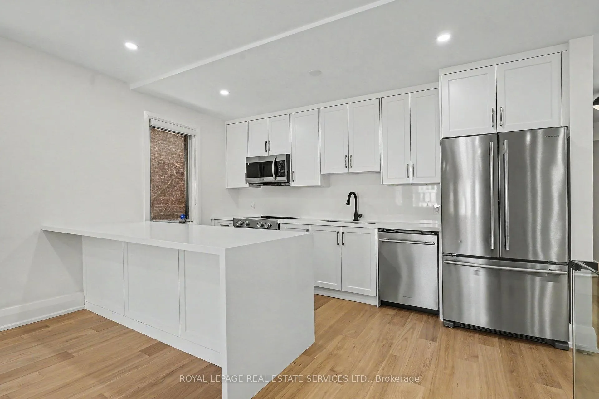 Photo 9 of Unit Main, 112 Hudson Drive, Toronto, Rosedale-Moore Park — HOMEH