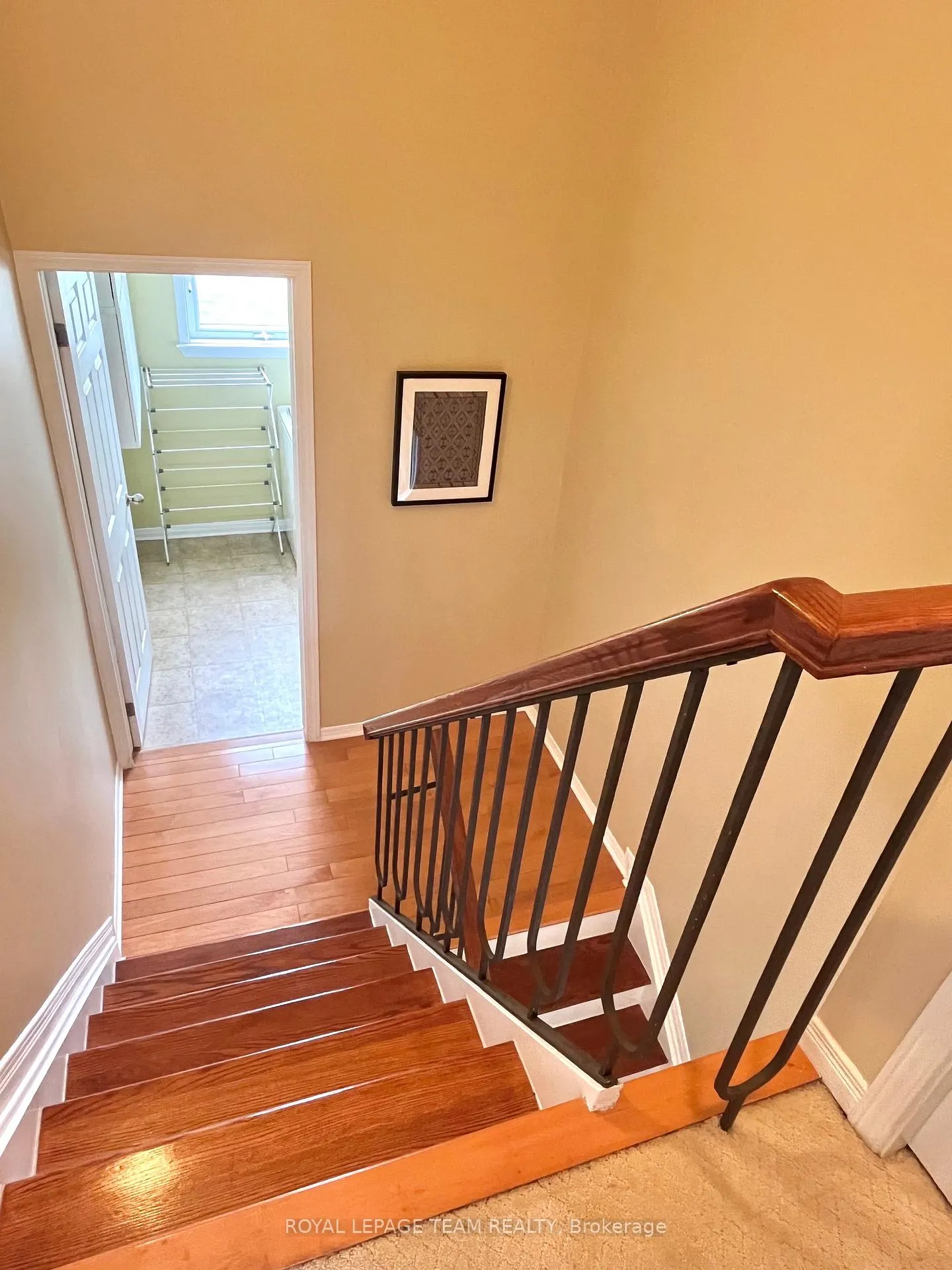 Photo 10 of 102 Monterey Drive, Ottawa, Leslie Park — HOMEH