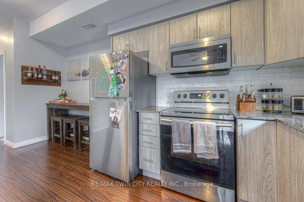 Photo 13 of Unit 19A, 1430 Highland Road W, Kitchener, Highland West — HOMEH