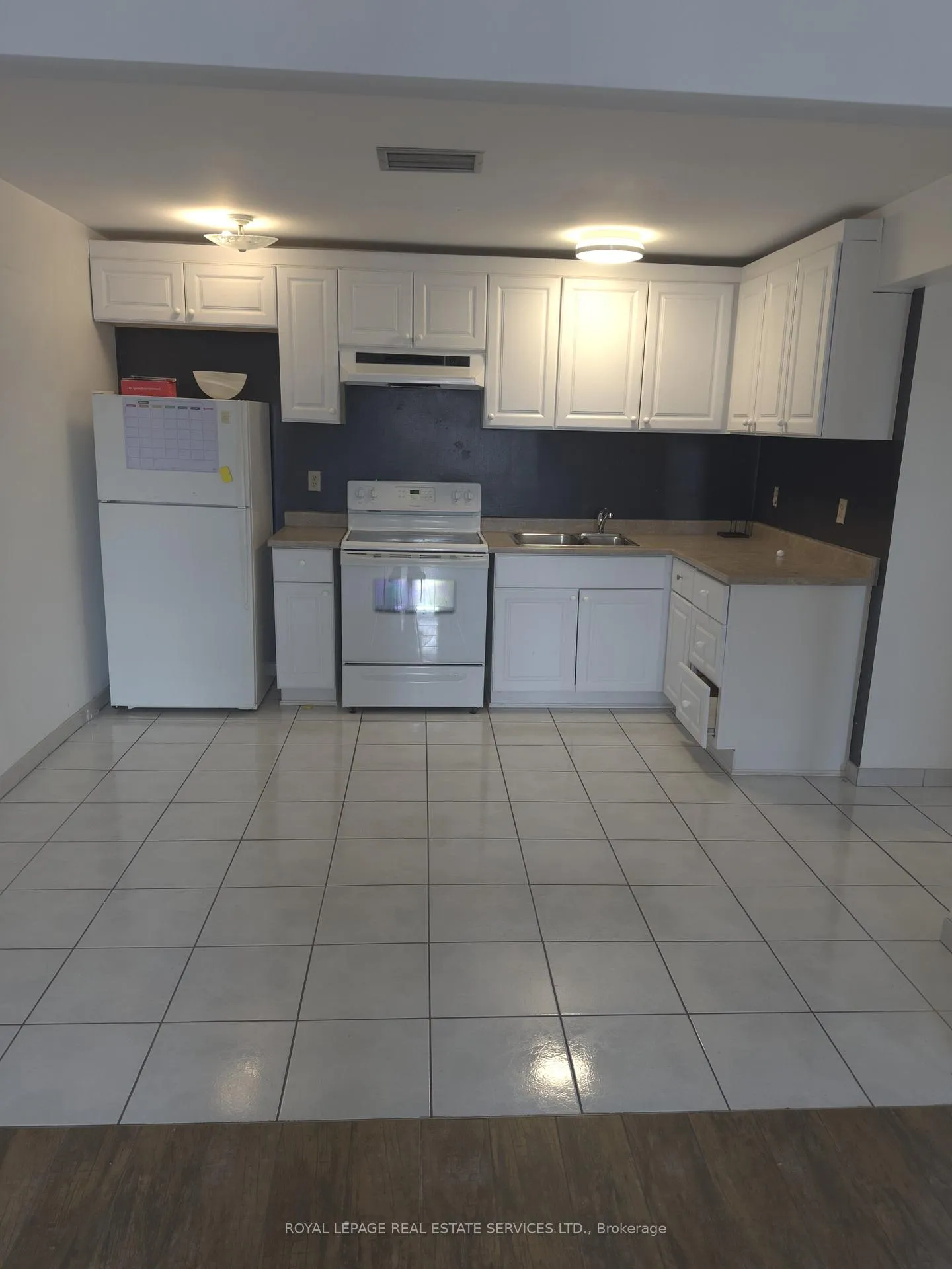 Photo 7 of Unit 202, 10055 Keele Street, Vaughan, Maple — HOMEH