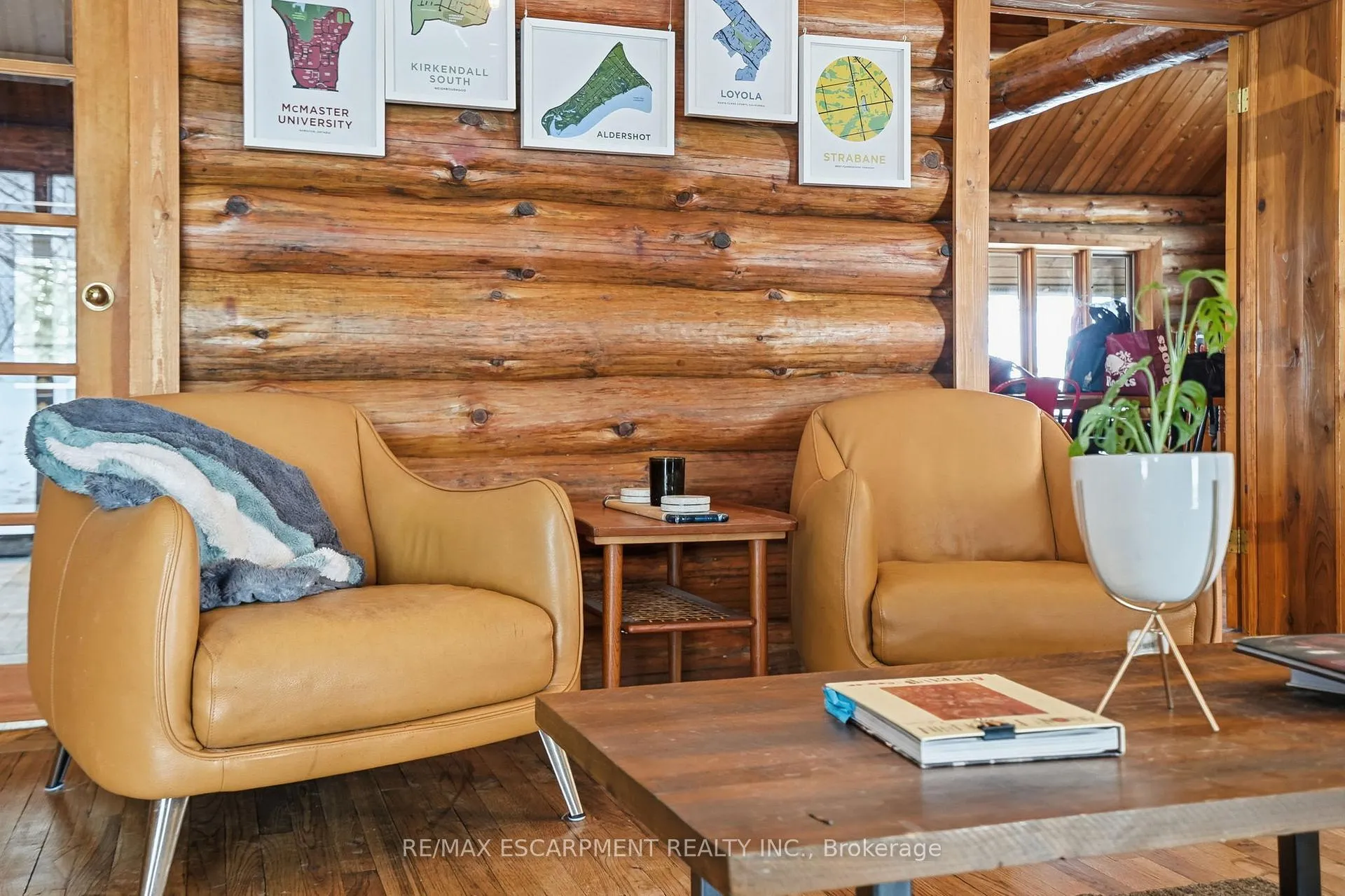 Photo 21 of 1112 Safari Road, Hamilton, Rural Flamborough — HOMEH