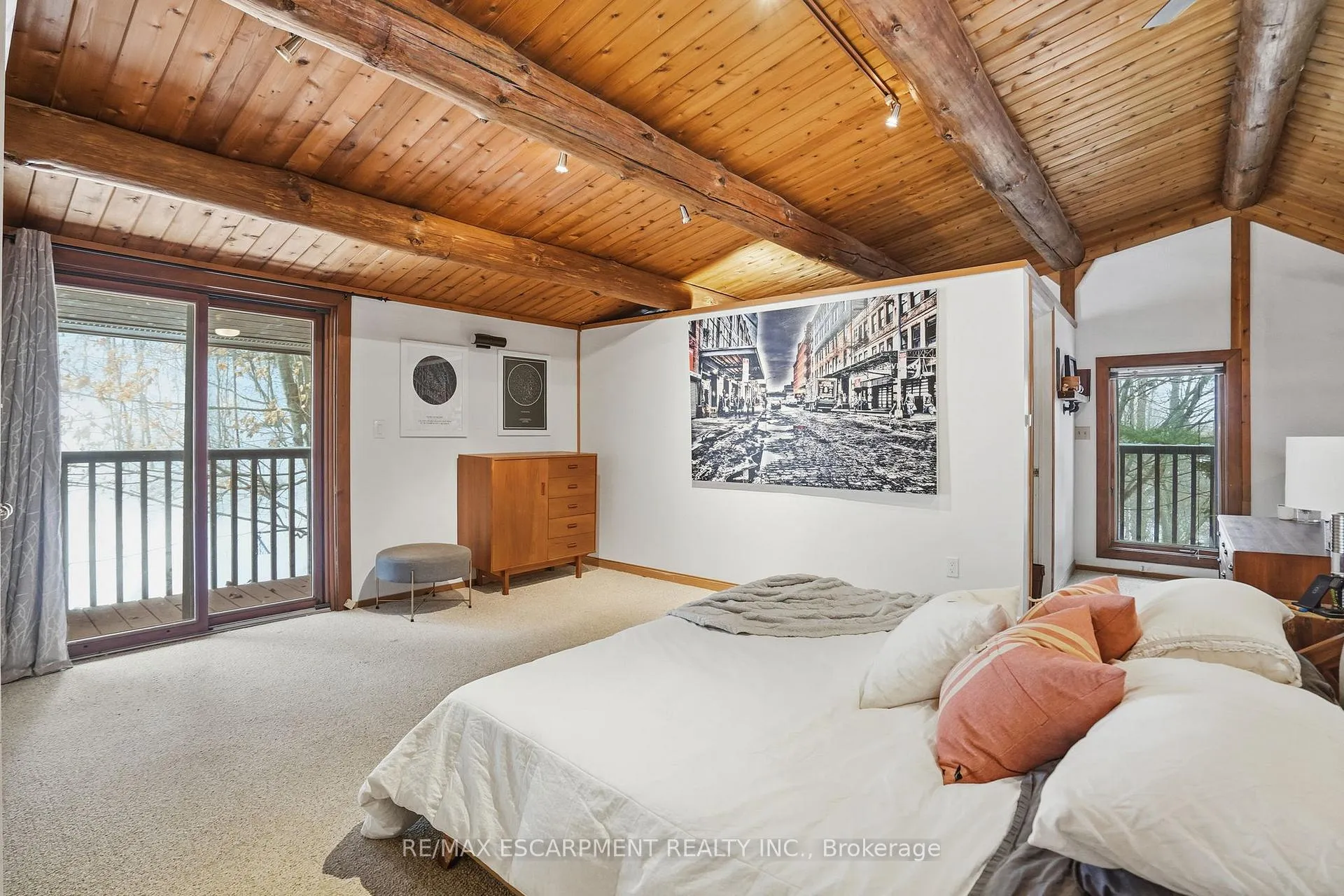 Photo 24 of 1112 Safari Road, Hamilton, Rural Flamborough — HOMEH