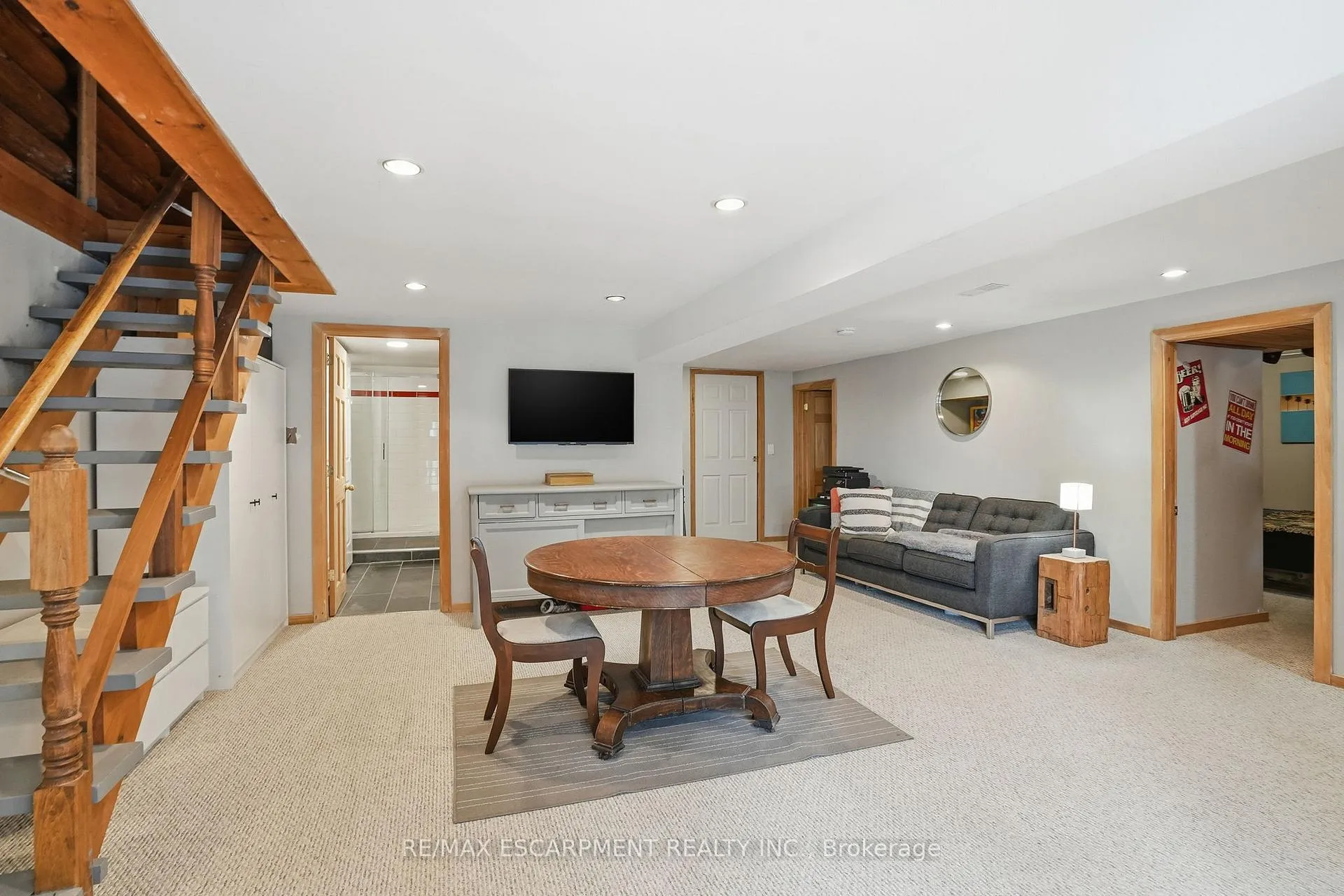 Photo 30 of 1112 Safari Road, Hamilton, Rural Flamborough — HOMEH
