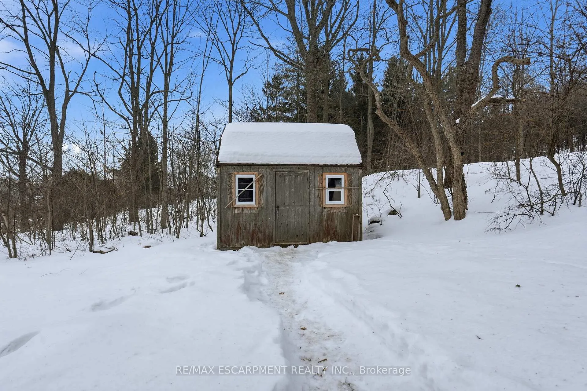 Photo 41 of 1112 Safari Road, Hamilton, Rural Flamborough — HOMEH