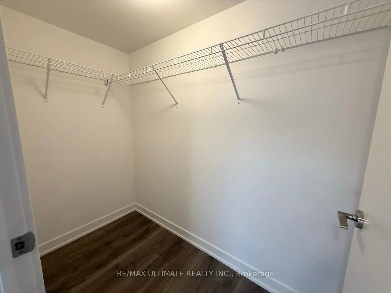 Photo 11 of Unit 403, 1010 Sandy Beach Road, Pickering, Bay Ridges — HOMEH