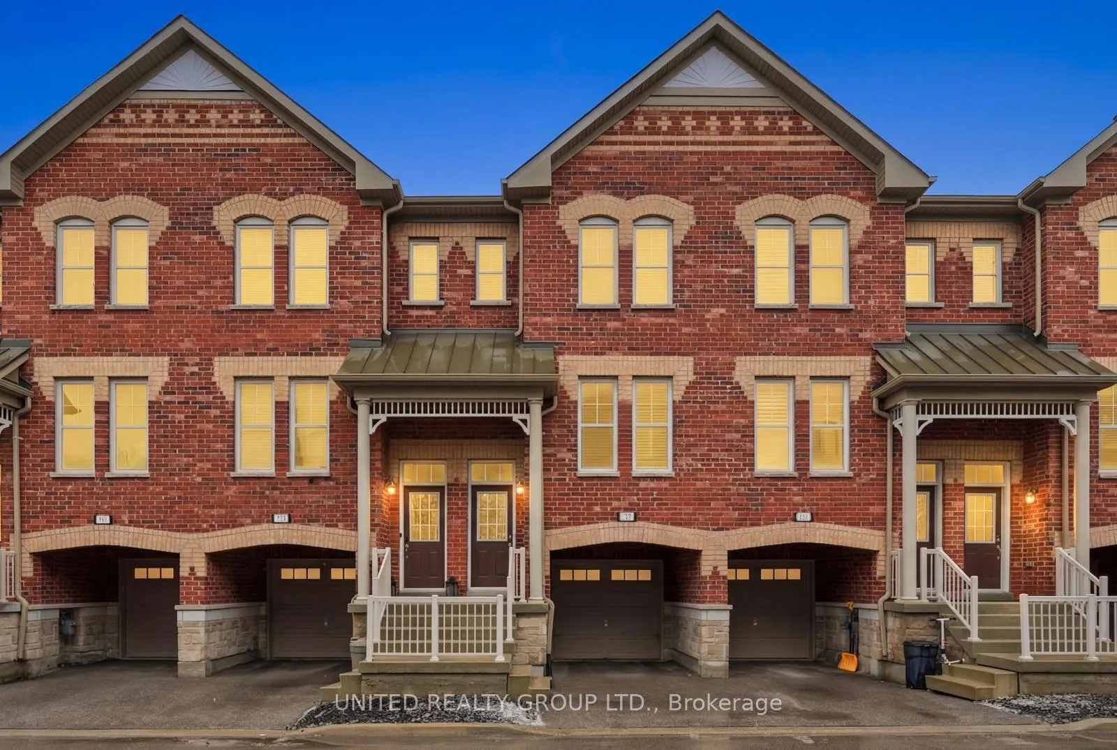 Photo 1 of Unit 10, 10 Porter Avenue W, Vaughan, West Woodbridge — HOMEH