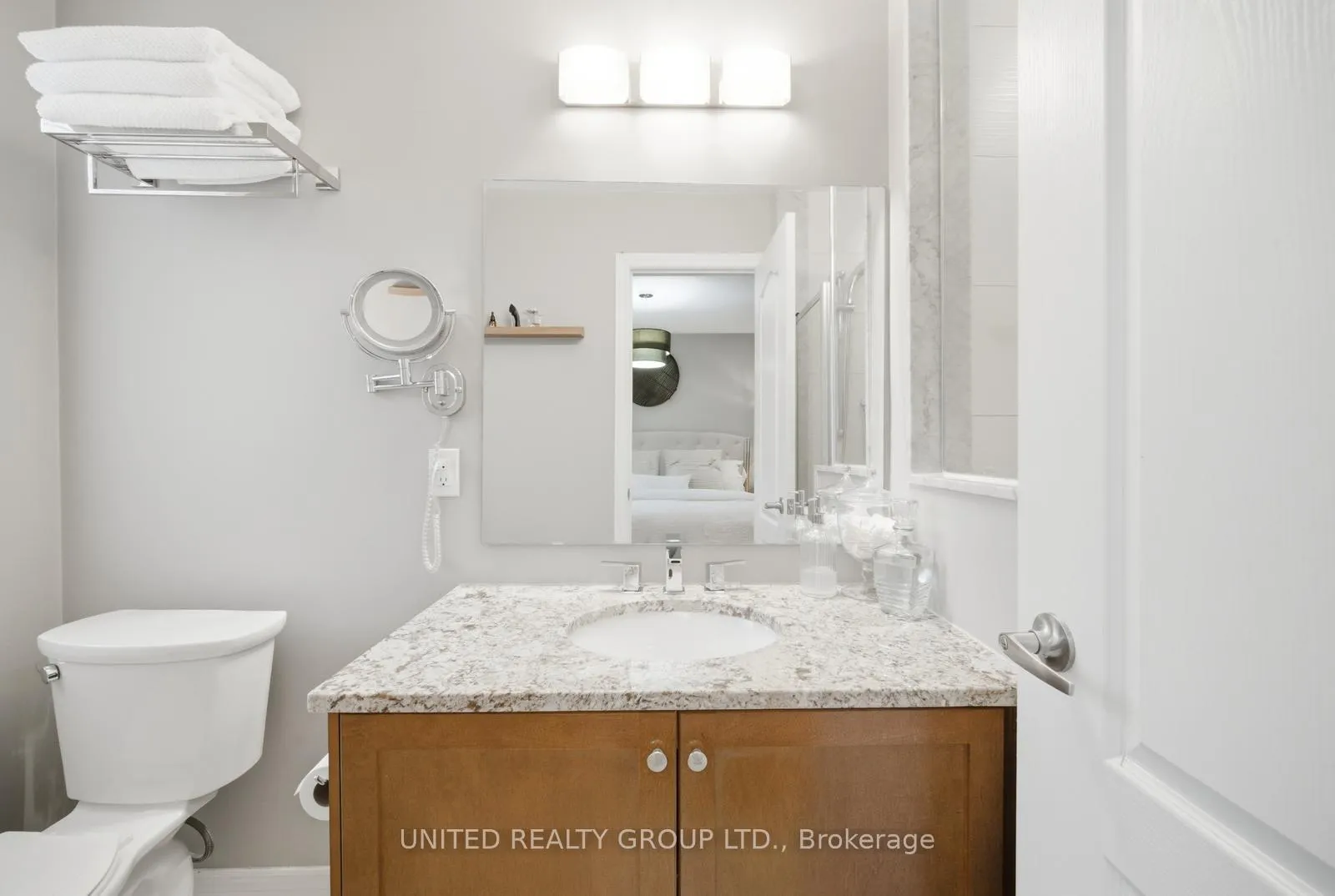 Photo 26 of Unit 10, 10 Porter Avenue W, Vaughan, West Woodbridge — HOMEH