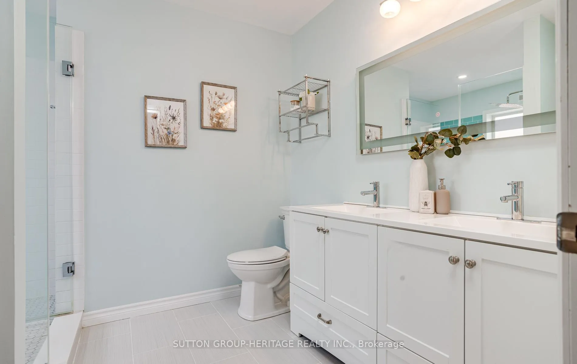 Photo 22 of 67 Laking Drive, Clarington, Newcastle — HOMEH