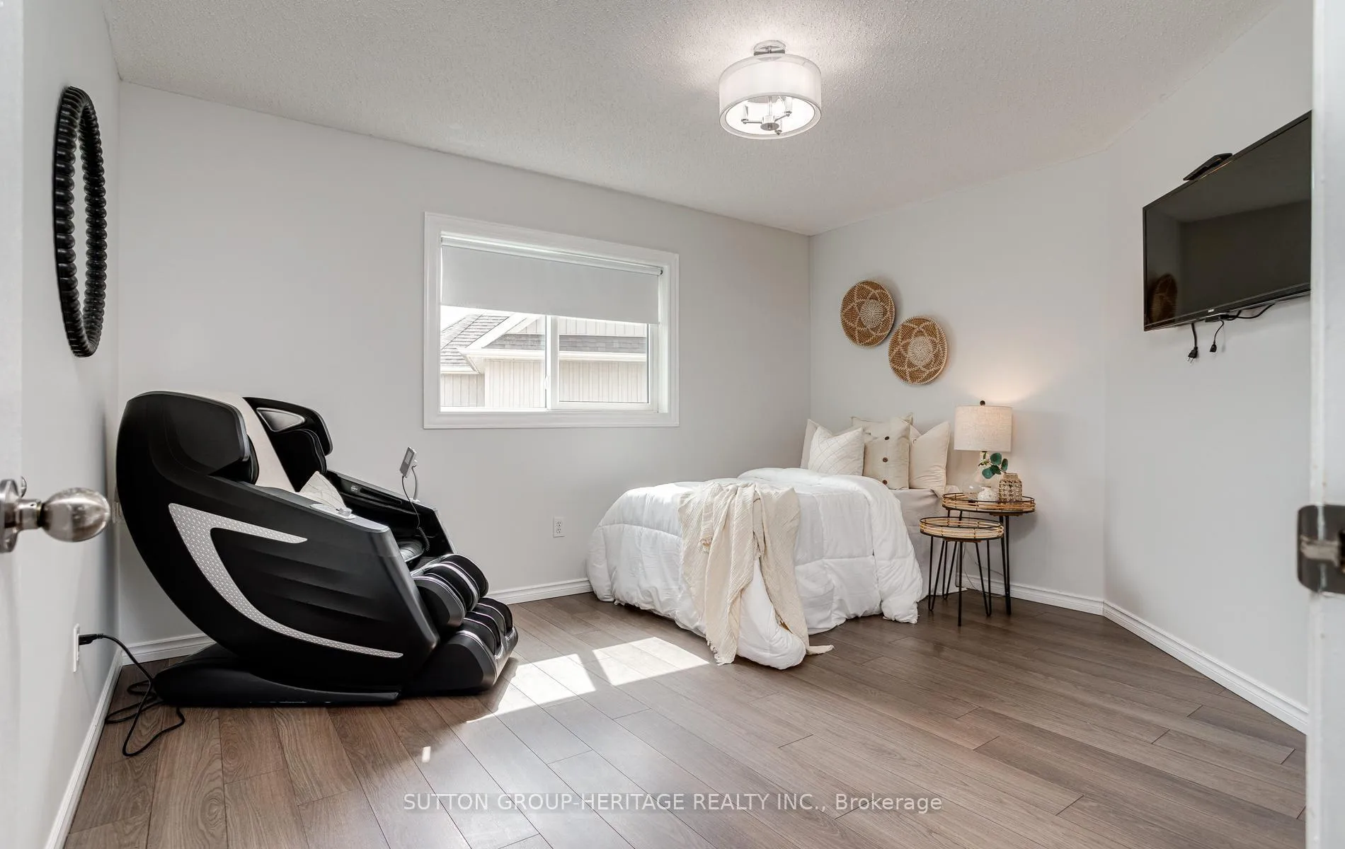 Photo 24 of 67 Laking Drive, Clarington, Newcastle — HOMEH