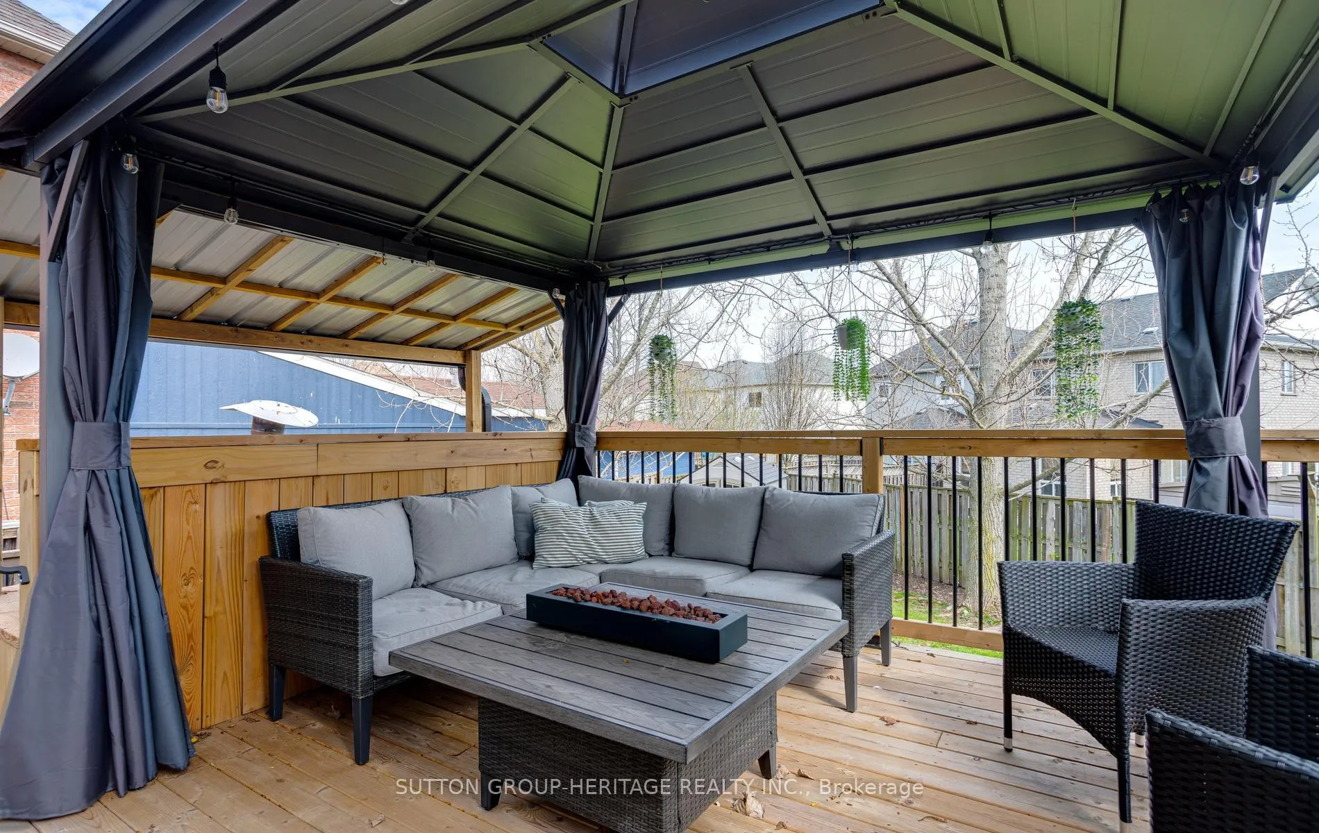 Photo 33 of 67 Laking Drive, Clarington, Newcastle — HOMEH
