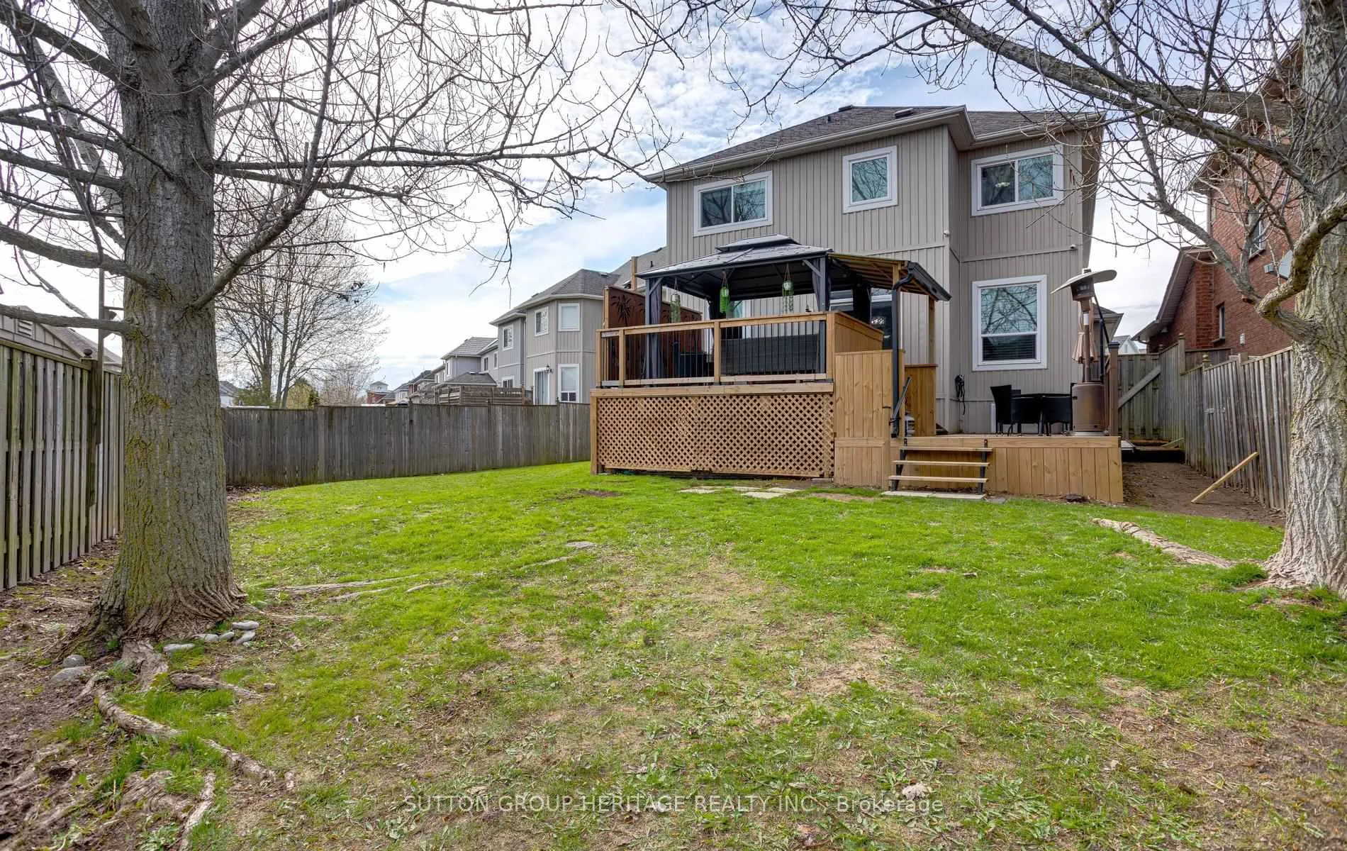 Photo 37 of 67 Laking Drive, Clarington, Newcastle — HOMEH