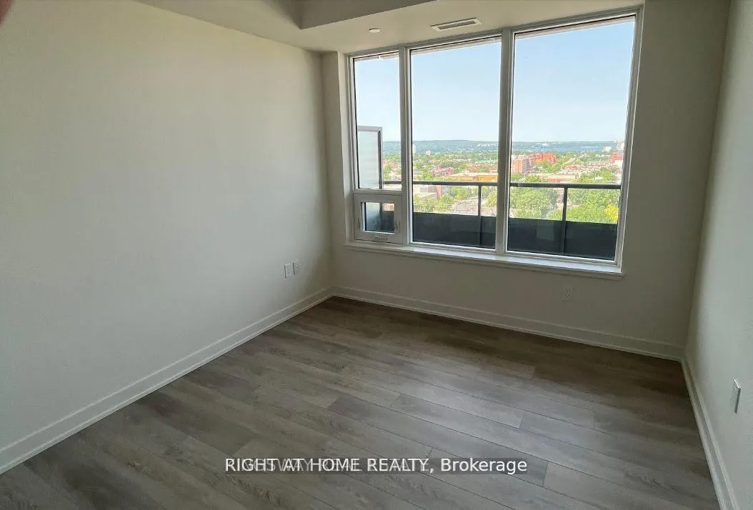 Photo 6 of Unit 1303, 212 King William Street E, Hamilton, Beasley — HOMEH