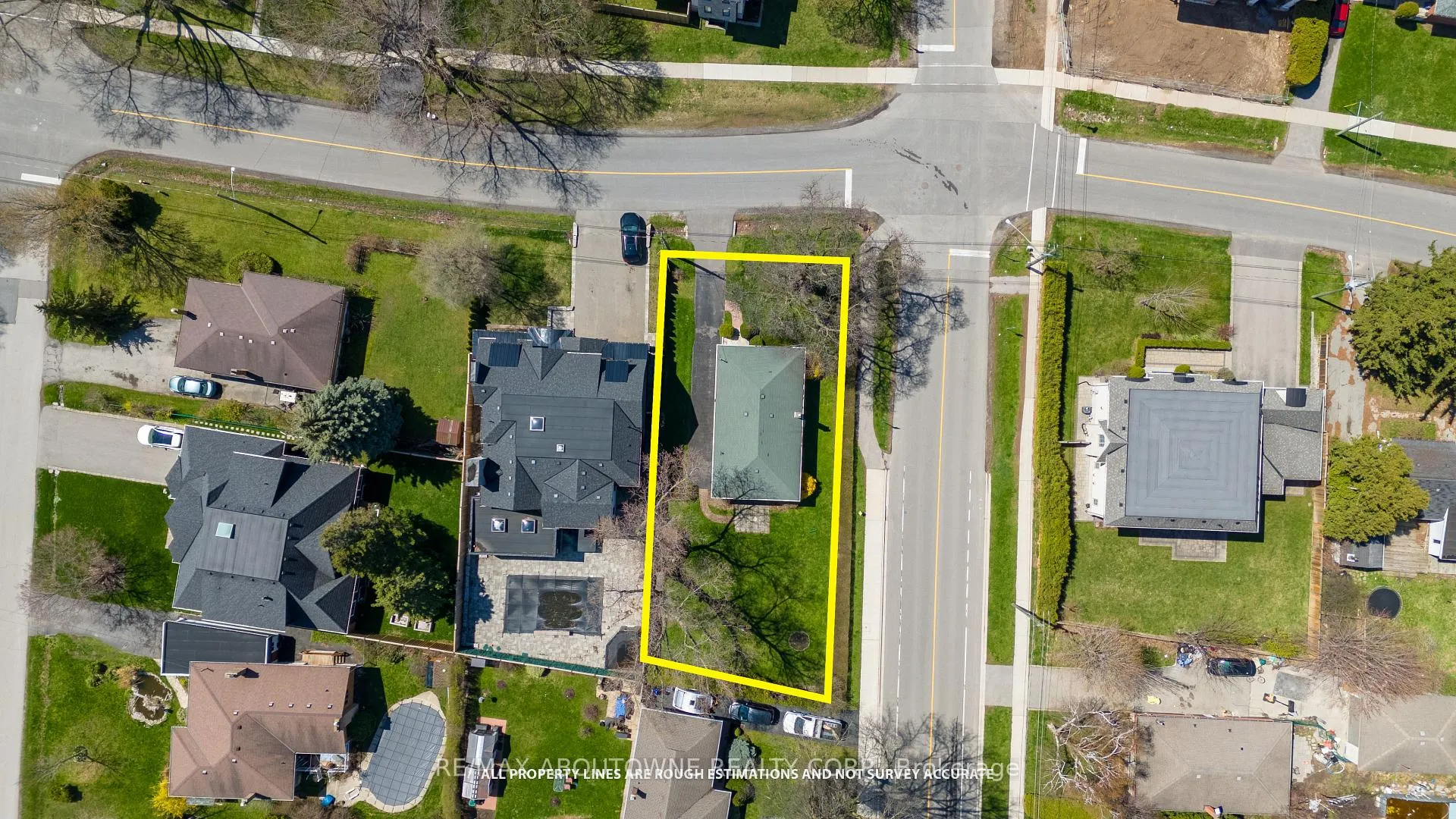 Photo 1 of 493 Lees Lane, Oakville, West — HOMEH