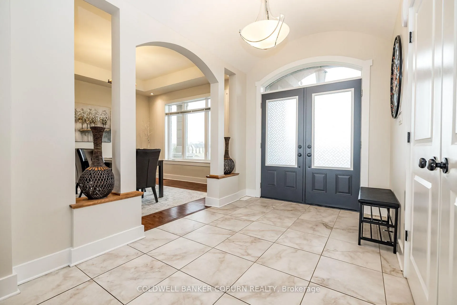 Photo 4 of 270 West Lake Circle, Ottawa, Huntley Ward (South East) — HOMEH