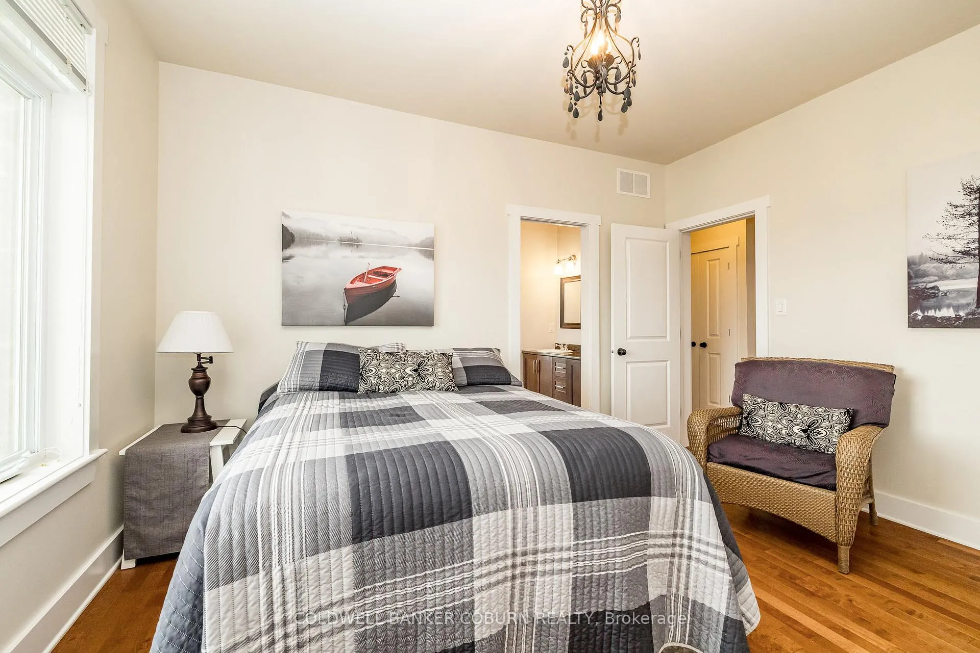 Photo 30 of 270 West Lake Circle, Ottawa, Huntley Ward (South East) — HOMEH