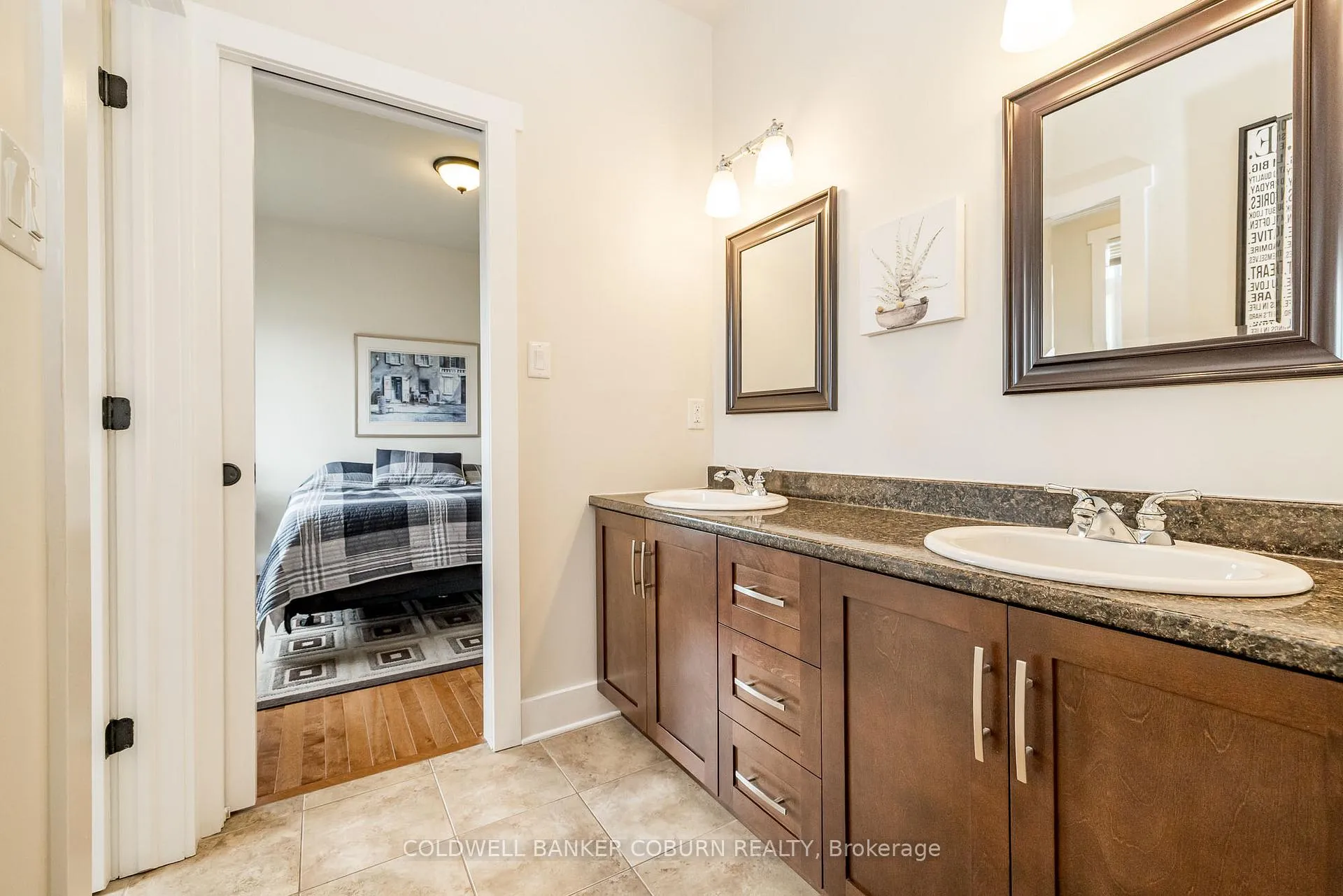 Photo 31 of 270 West Lake Circle, Ottawa, Huntley Ward (South East) — HOMEH