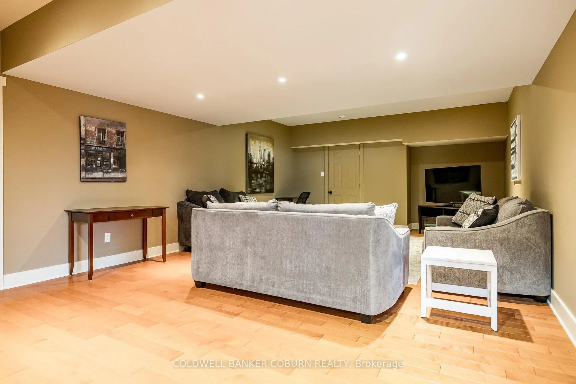 Photo 37 of 270 West Lake Circle, Ottawa, Huntley Ward (South East) — HOMEH