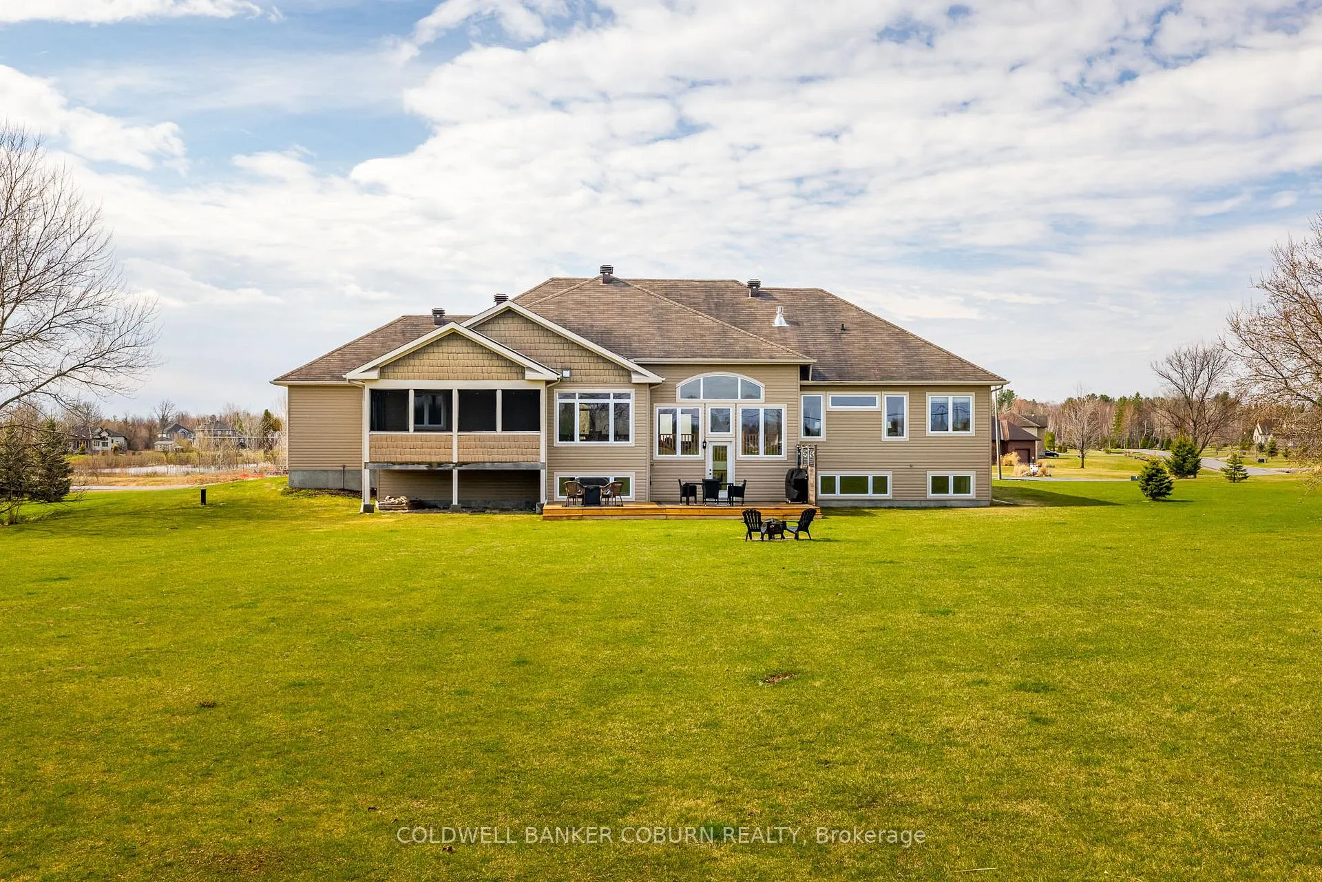 Photo 41 of 270 West Lake Circle, Ottawa, Huntley Ward (South East) — HOMEH