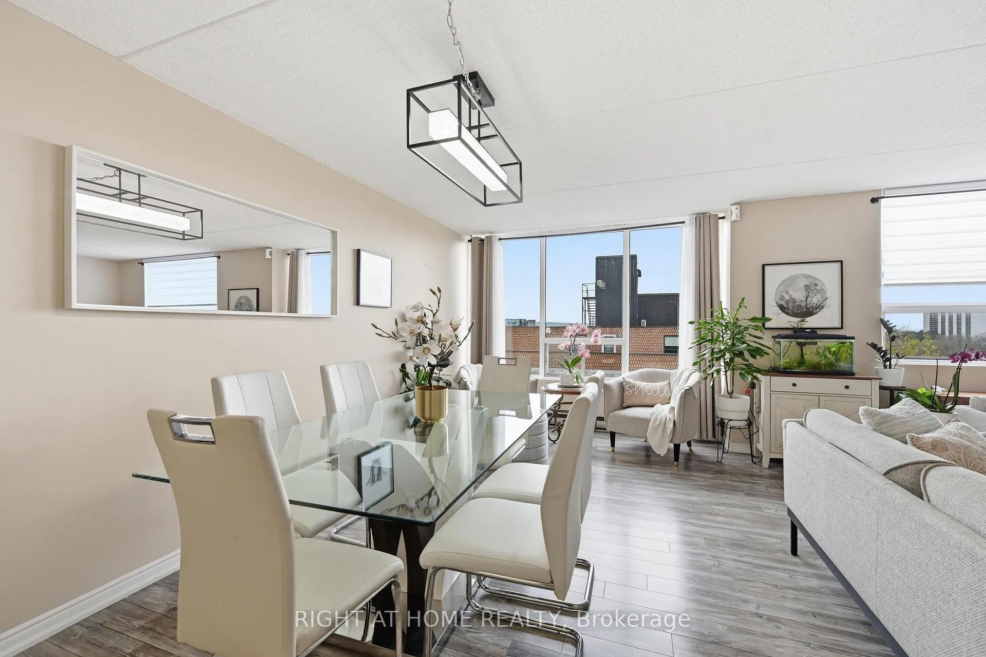 Photo 2 of Unit 704, 99 Donn Avenue, Hamilton, Stoney Creek — HOMEH
