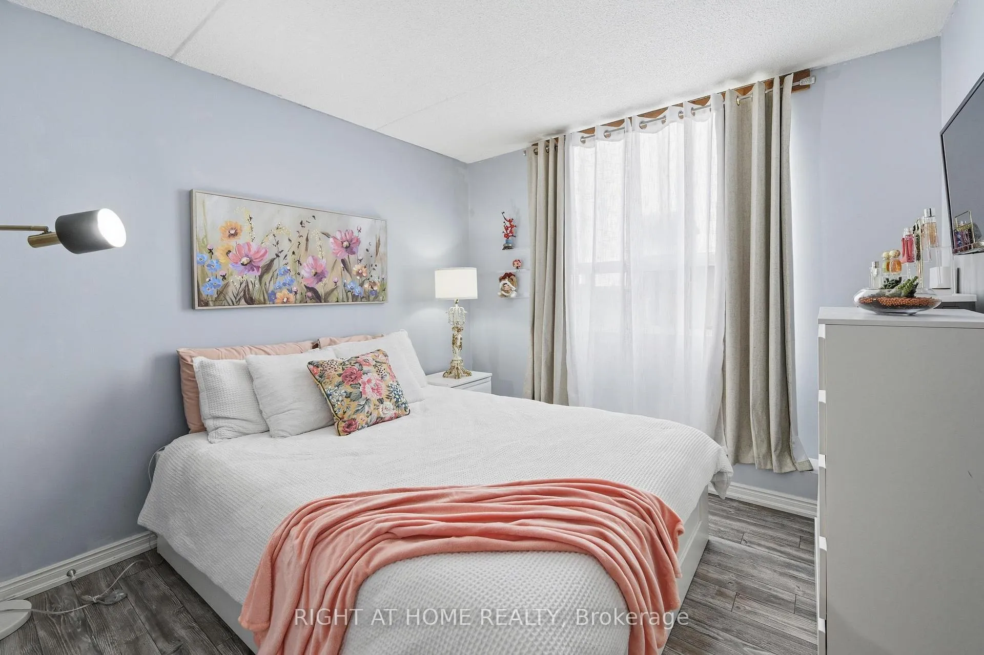 Photo 15 of Unit 704, 99 Donn Avenue, Hamilton, Stoney Creek — HOMEH
