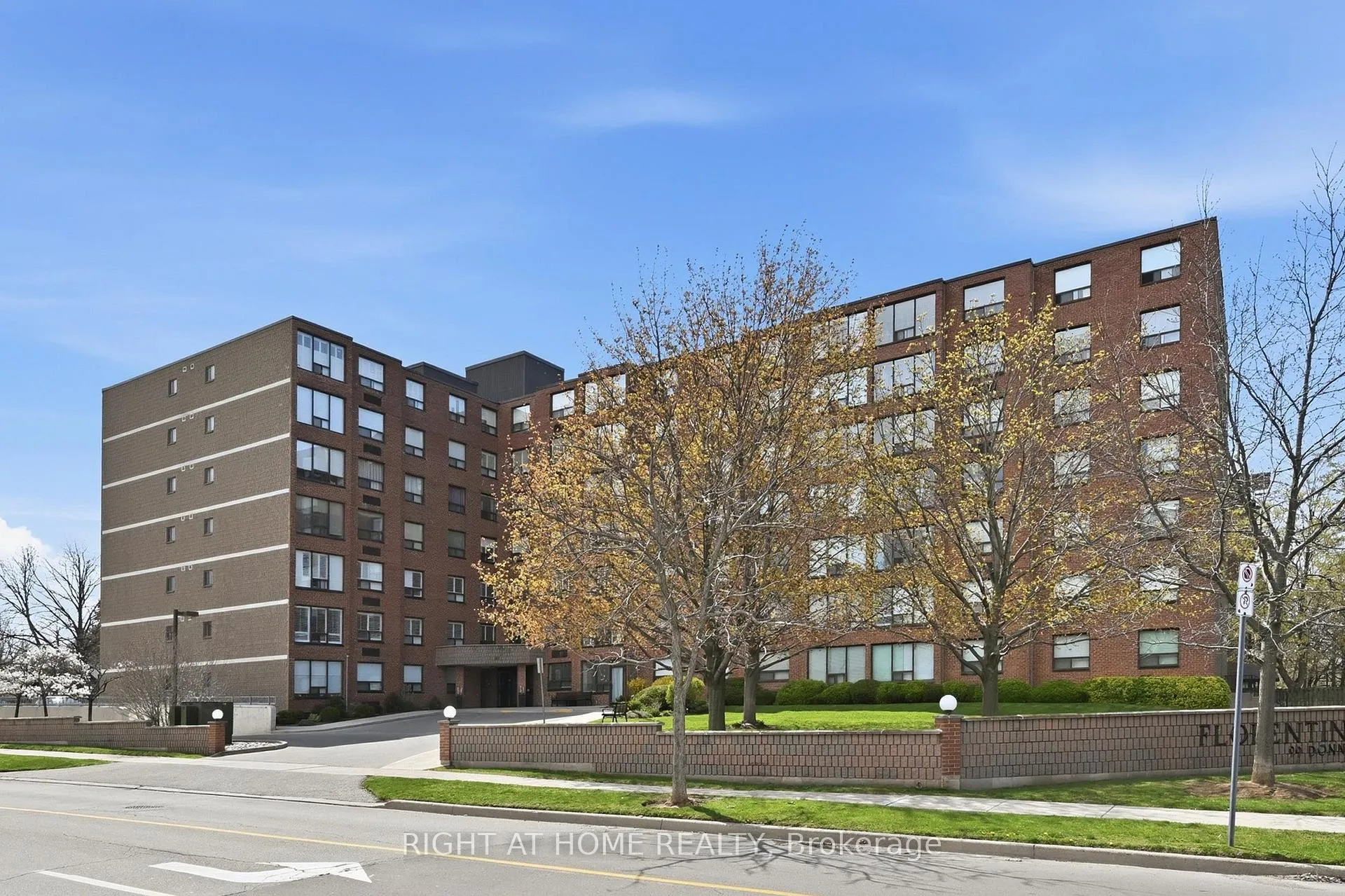 Photo 20 of Unit 704, 99 Donn Avenue, Hamilton, Stoney Creek — HOMEH
