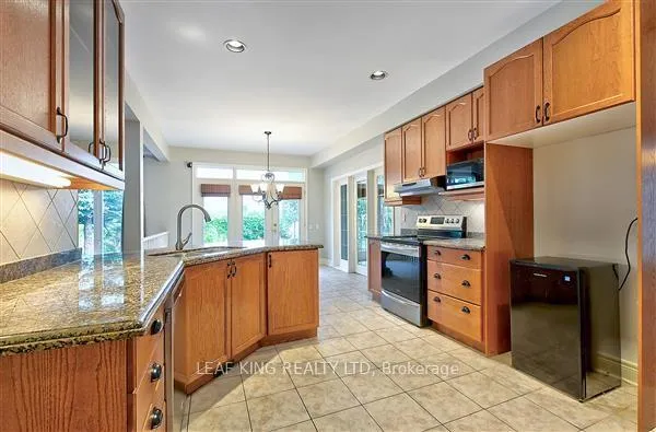 Photo 14 of 2215 Tiger Road, Burlington, Rose — HOMEH