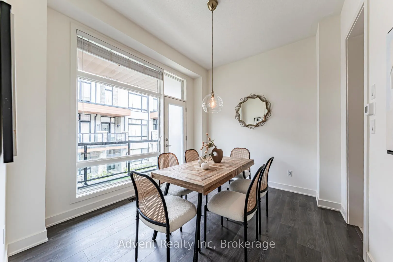 Photo 21 of 30 Brunet Drive, Vaughan, Vellore Village — HOMEH