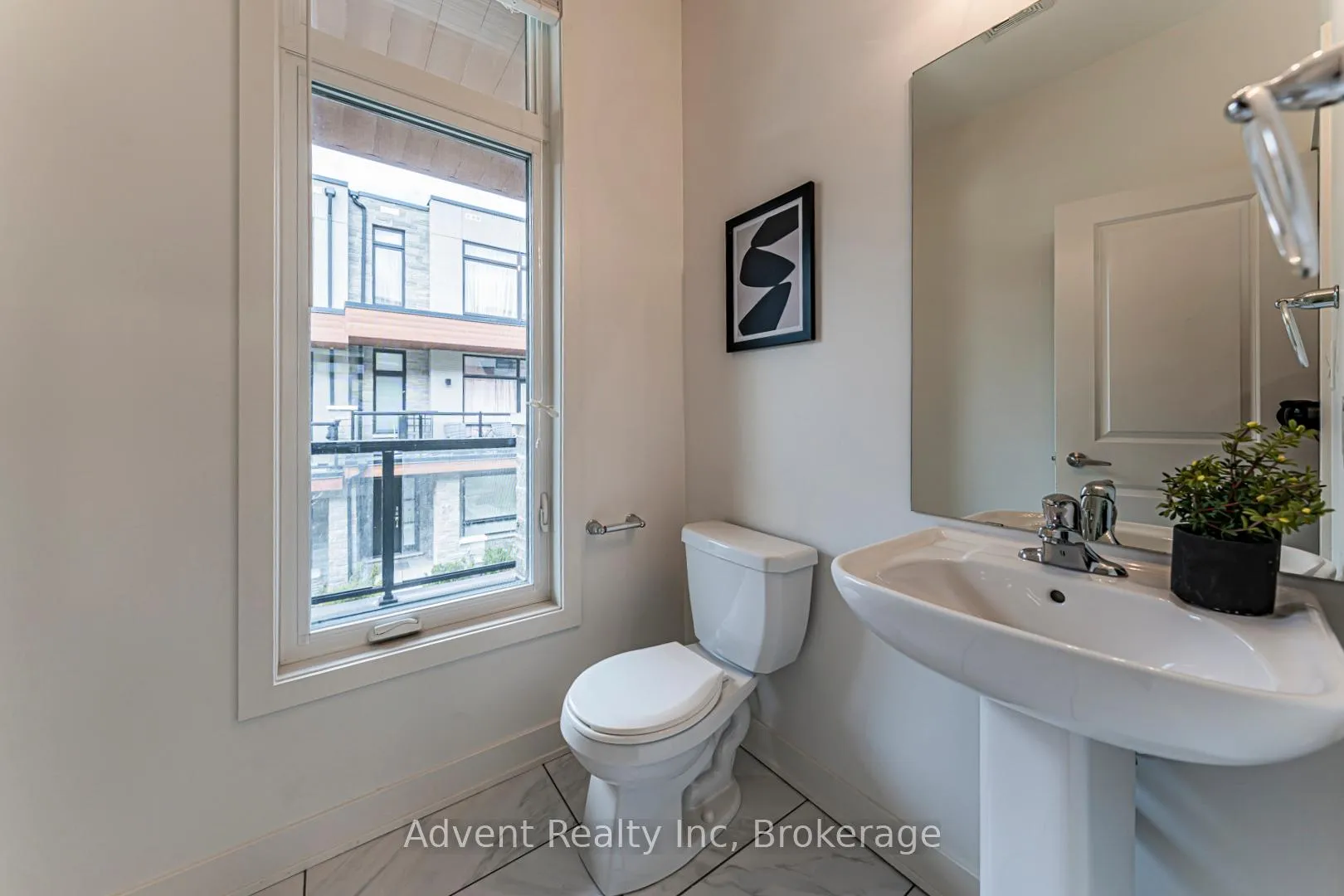 Photo 26 of 30 Brunet Drive, Vaughan, Vellore Village — HOMEH