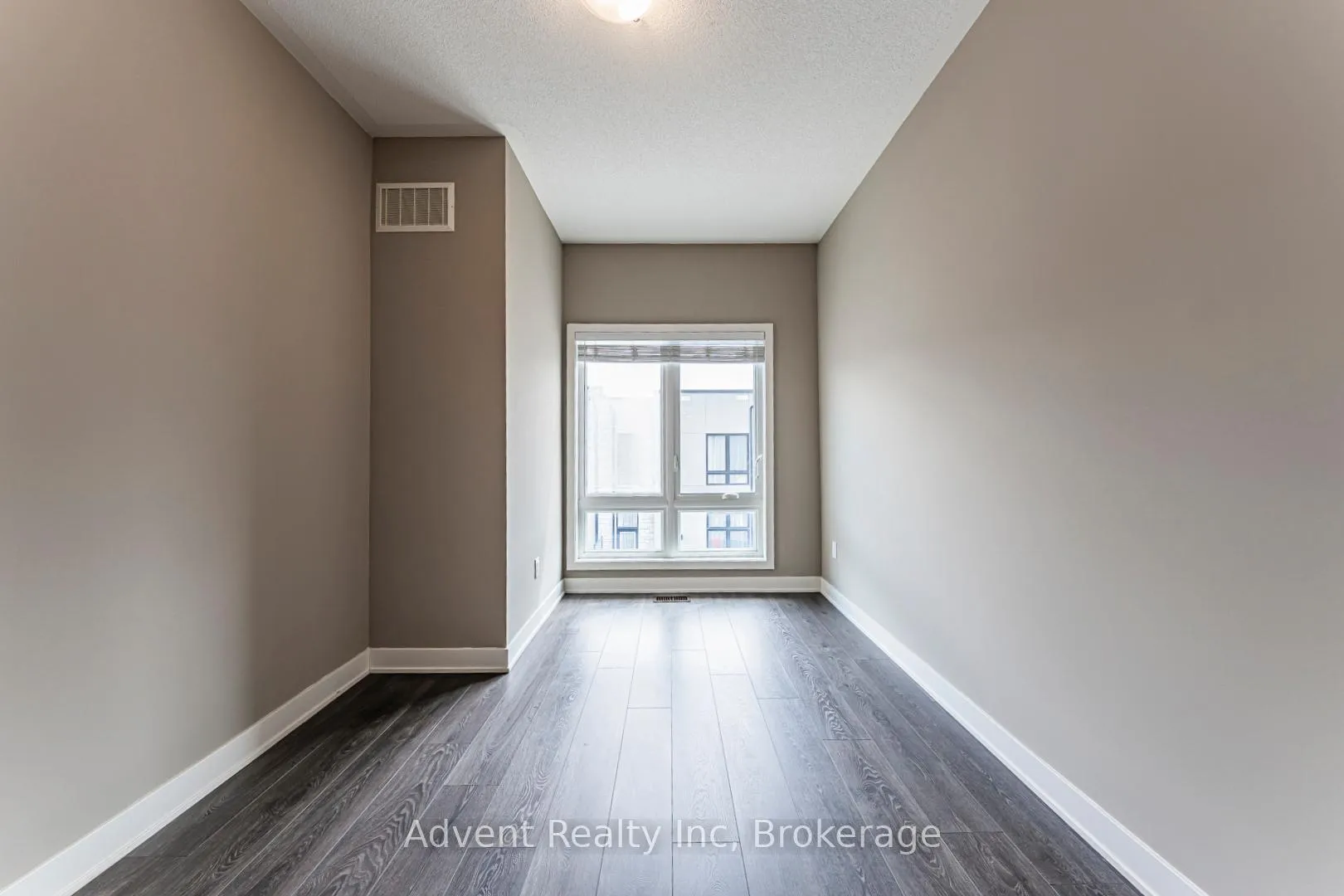 Photo 34 of 30 Brunet Drive, Vaughan, Vellore Village — HOMEH