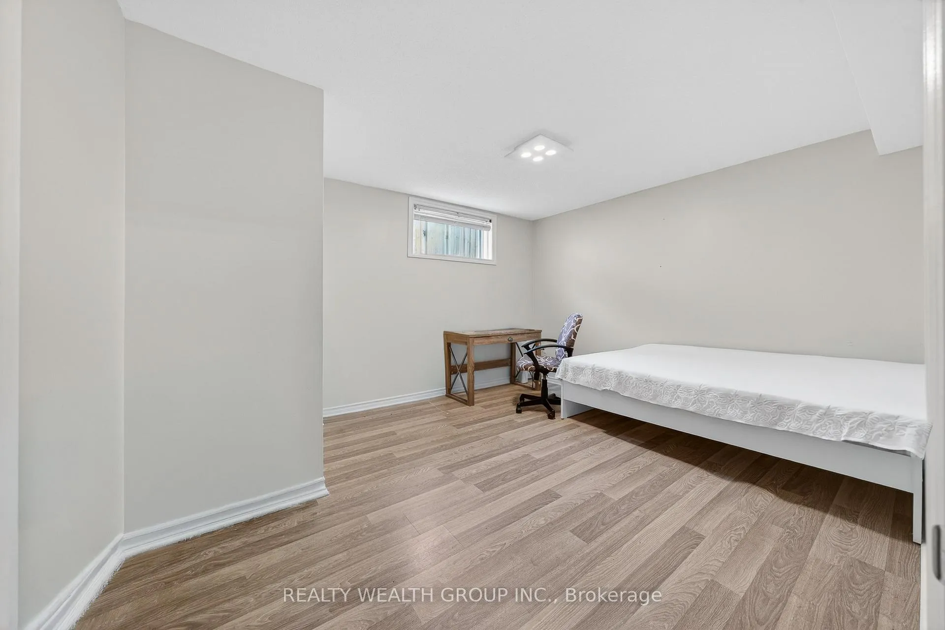 Photo 11 of Unit #Lower, 79 Hanmer Street E, Barrie, East Bayfield — HOMEH