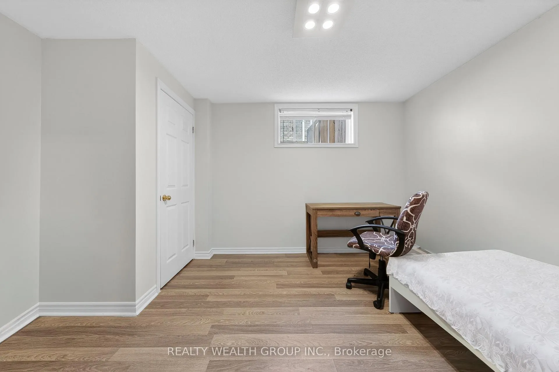 Photo 12 of Unit #Lower, 79 Hanmer Street E, Barrie, East Bayfield — HOMEH