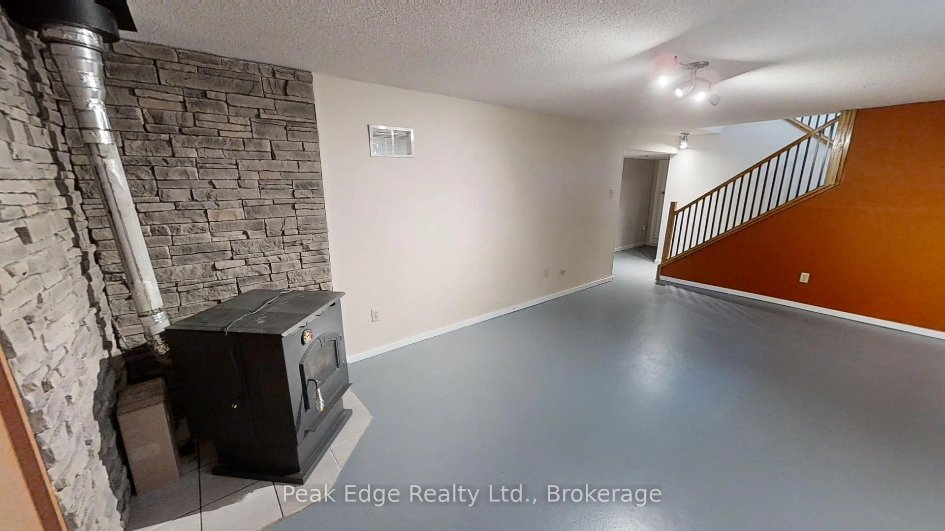 Photo 28 of 9840 Baseline Road, Minto — HOMEH