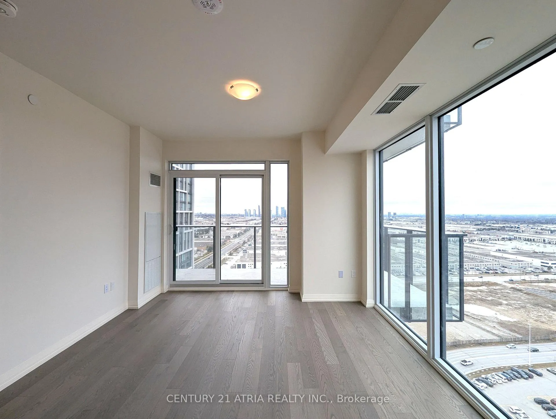 Photo 15 of Unit 2305, 27 Korda Gate, Vaughan, Vellore Village — HOMEH