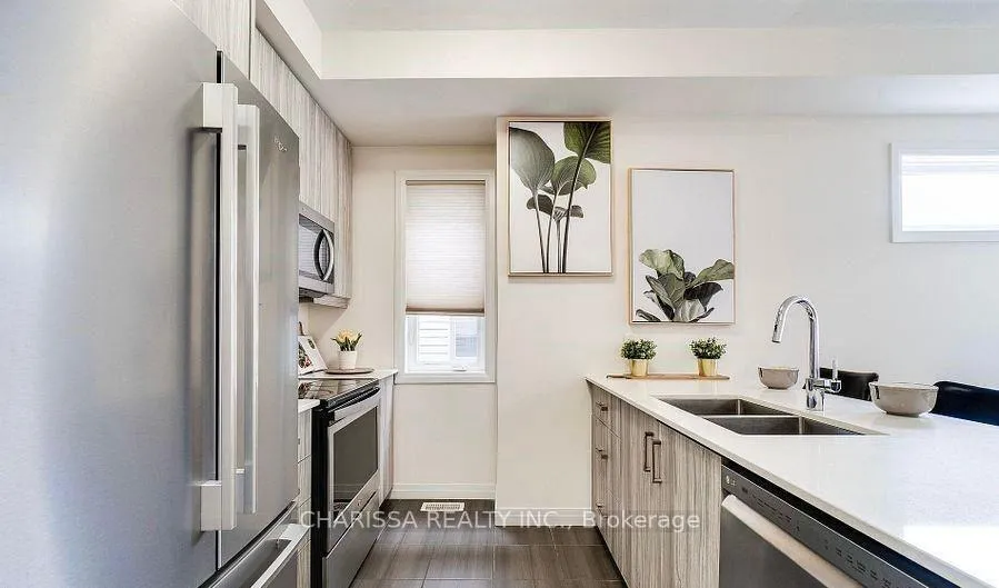 Photo 23 of Unit 122, 30 Times Square Boulevard, Hamilton, Stoney Creek Mountain — HOMEH
