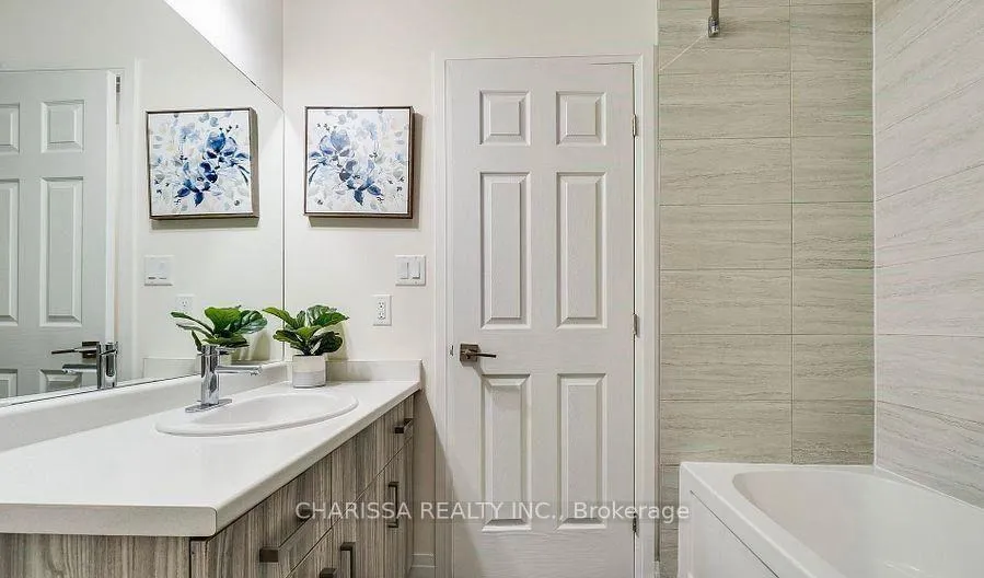 Photo 33 of Unit 122, 30 Times Square Boulevard, Hamilton, Stoney Creek Mountain — HOMEH