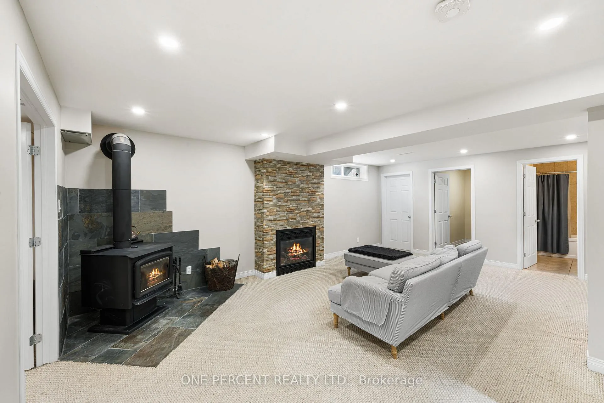 Photo 27 of 28 Sawgrass Circle, Ottawa, Remainder of Stittsville & Area — HOMEH