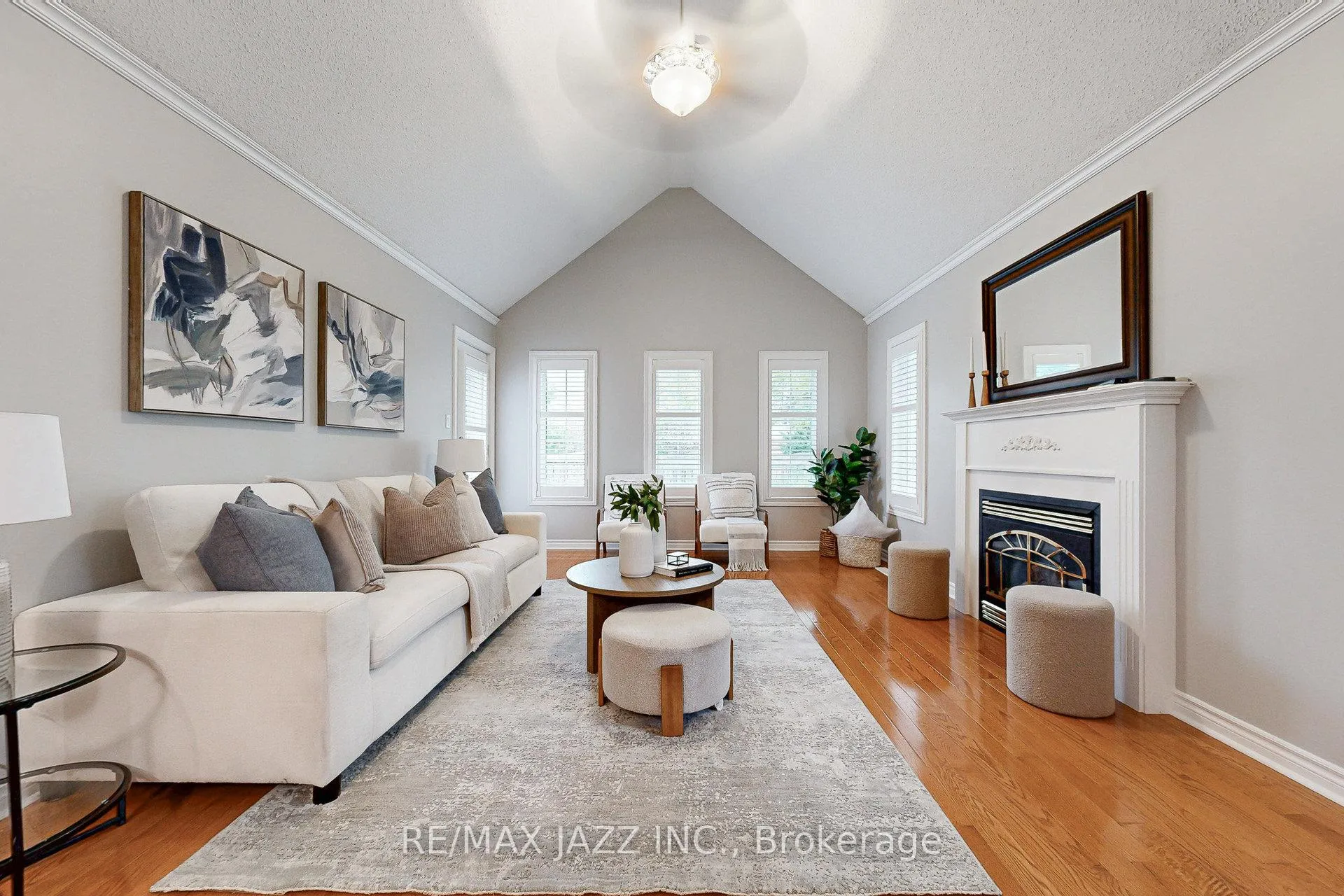 Photo 9 of Unit 9, 350 Lakebreeze Drive, Clarington, Newcastle — HOMEH