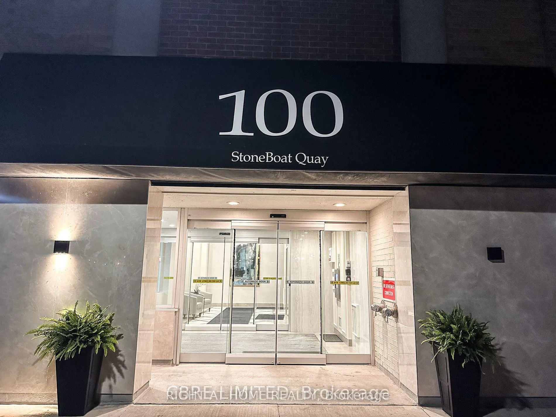 Photo 1 of Unit 402, 100 Bronte Road, Oakville, Bronte — HOMEH