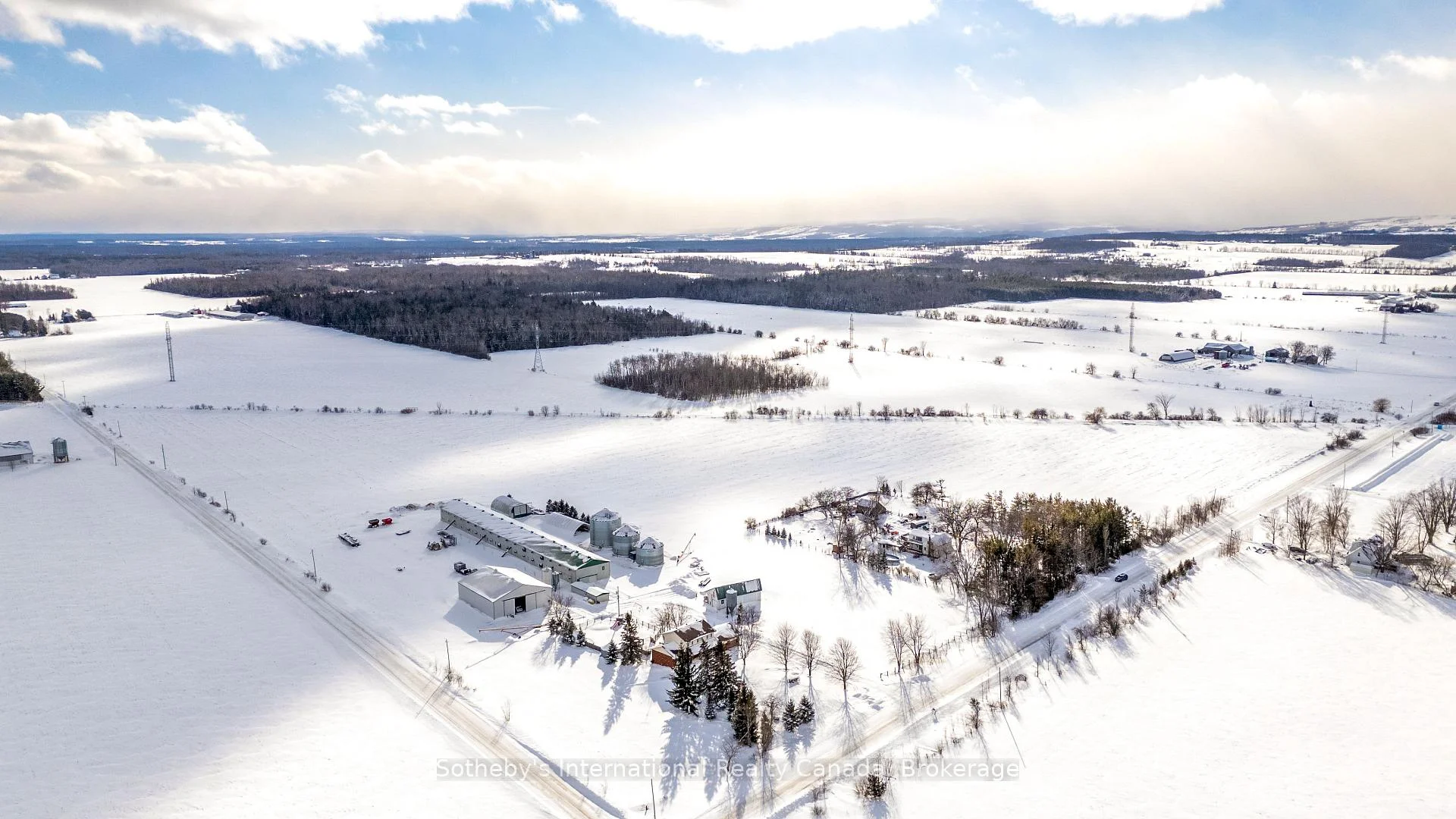 Photo 17 of 5509 Concession Road 7 Sunnidale, Clearview, Rural Clearview — HOMEH