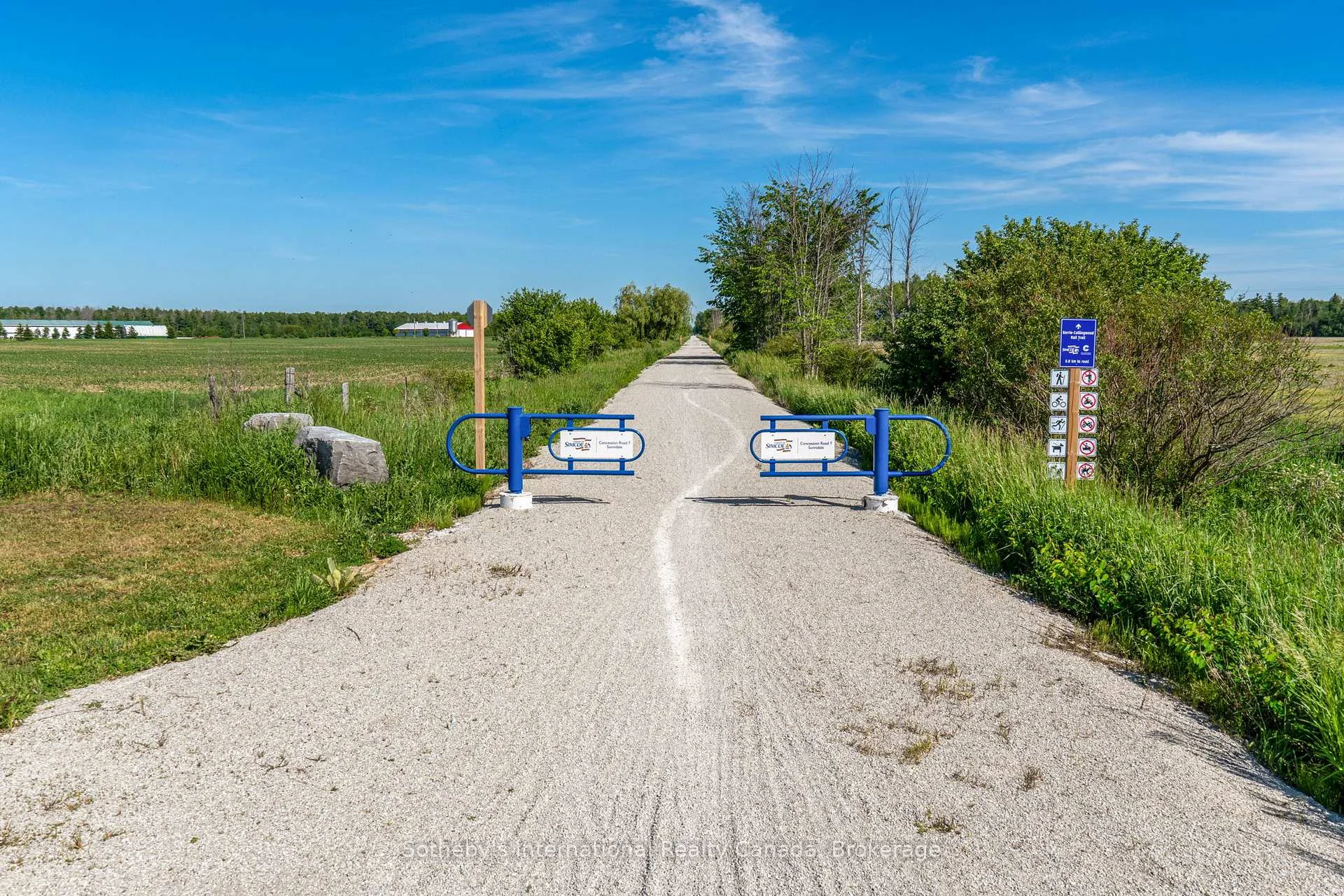 Photo 22 of 5509 Concession Road 7 Sunnidale, Clearview, Rural Clearview — HOMEH