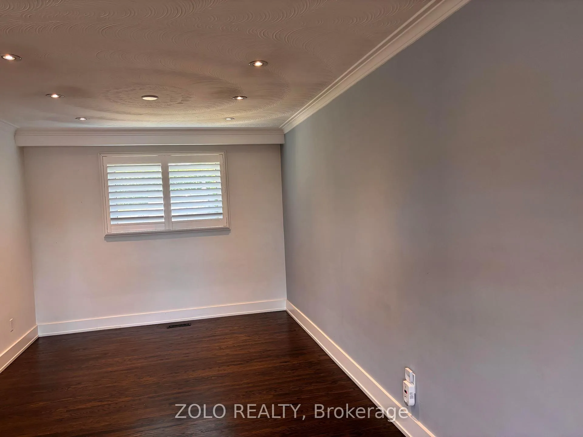 Photo 9 of 74 Ladyslipper Court, Markham, Bayview Glen — HOMEH