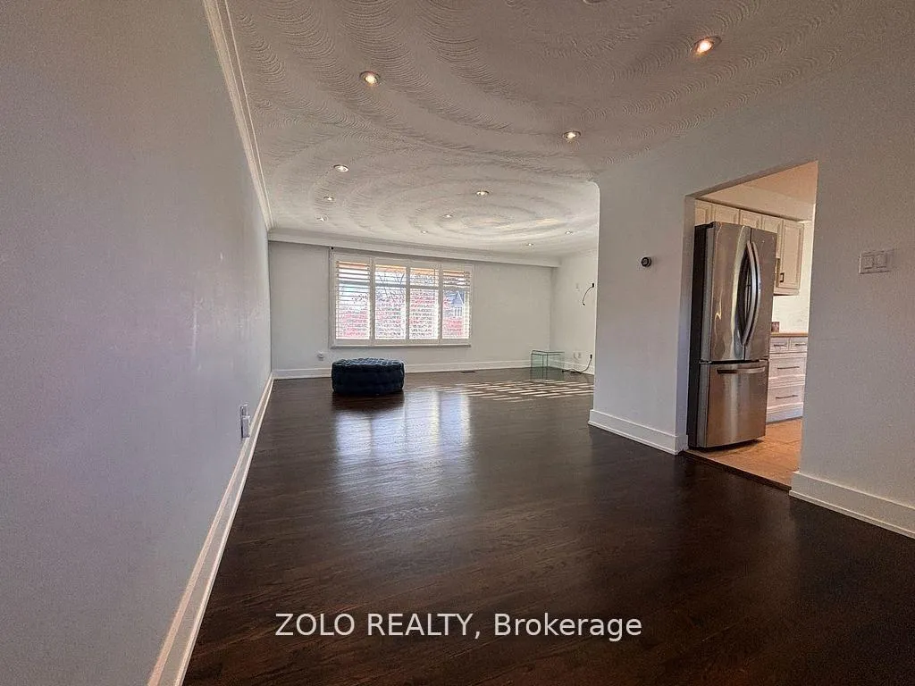Photo 15 of 74 Ladyslipper Court, Markham, Bayview Glen — HOMEH