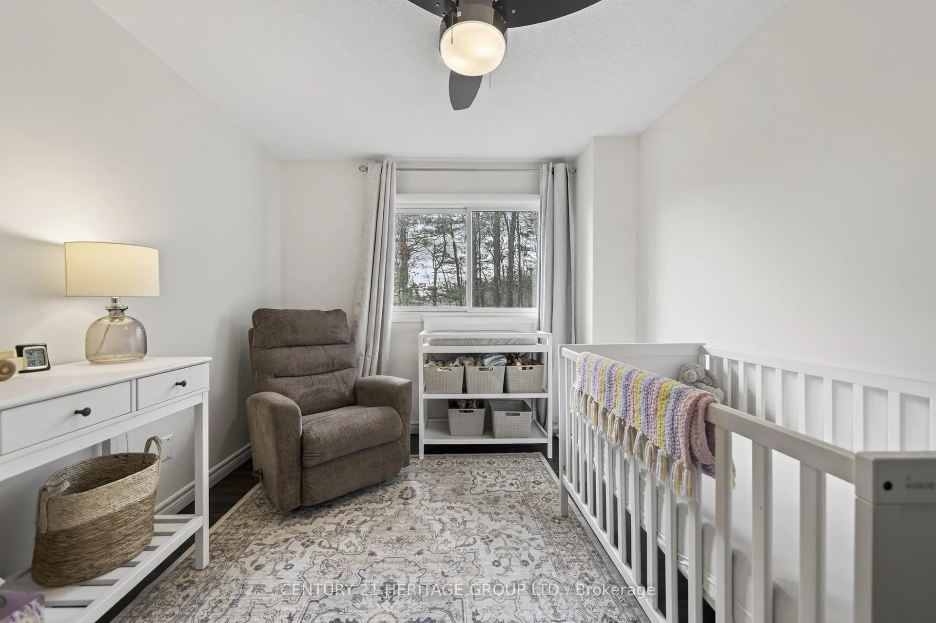 Photo 17 of 17 Burns Circle, Barrie, Letitia Heights — HOMEH