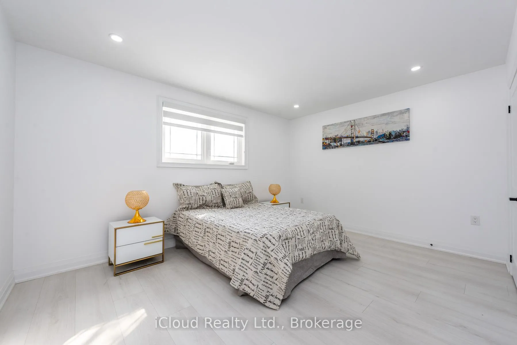 Photo 21 of 105 Avondale Boulevard, Brampton, Avondale — HOMEH