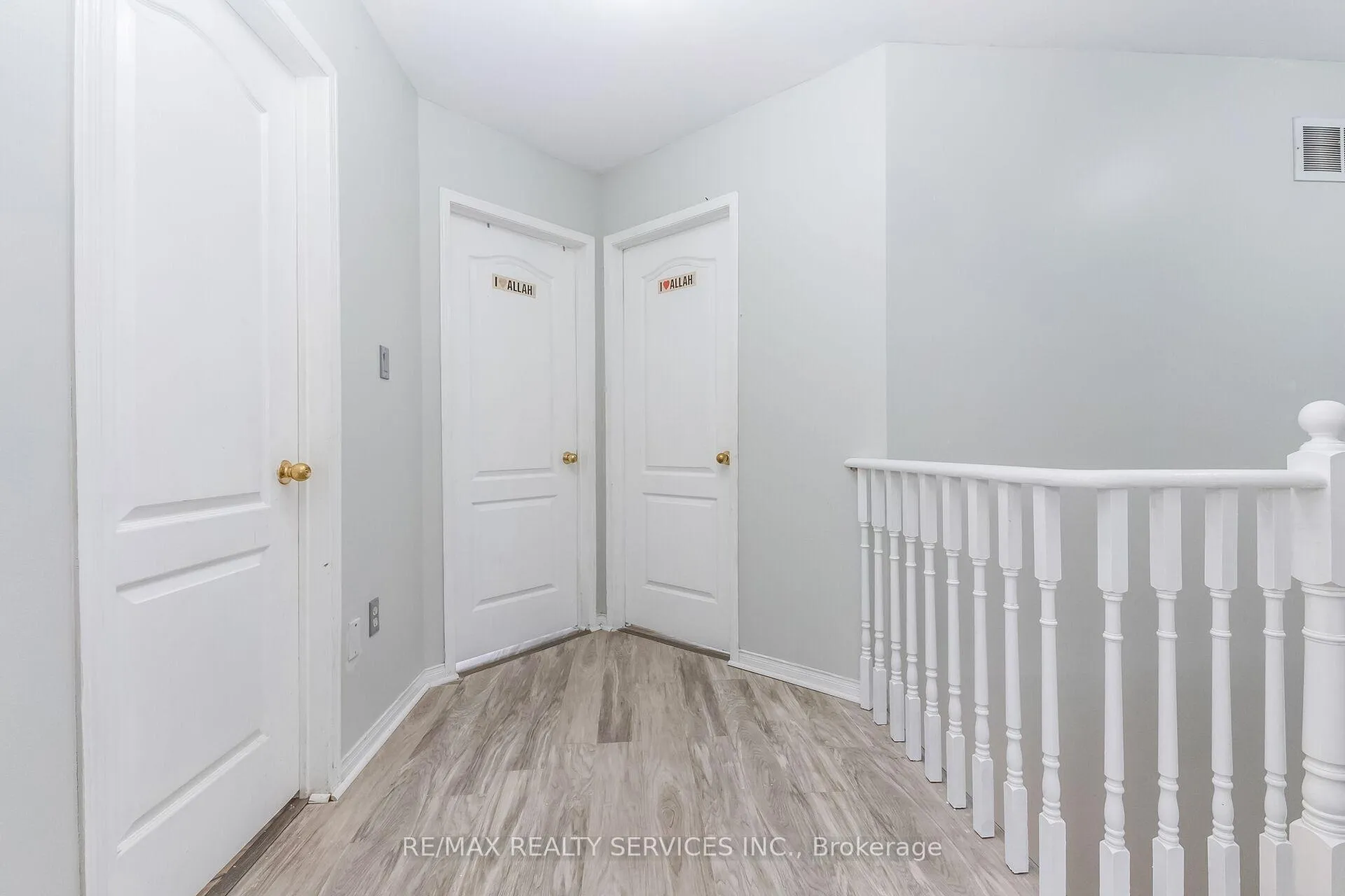 Photo 22 of 359 Edenbrook Hill Drive, Brampton, Fletcher's Meadow — HOMEH